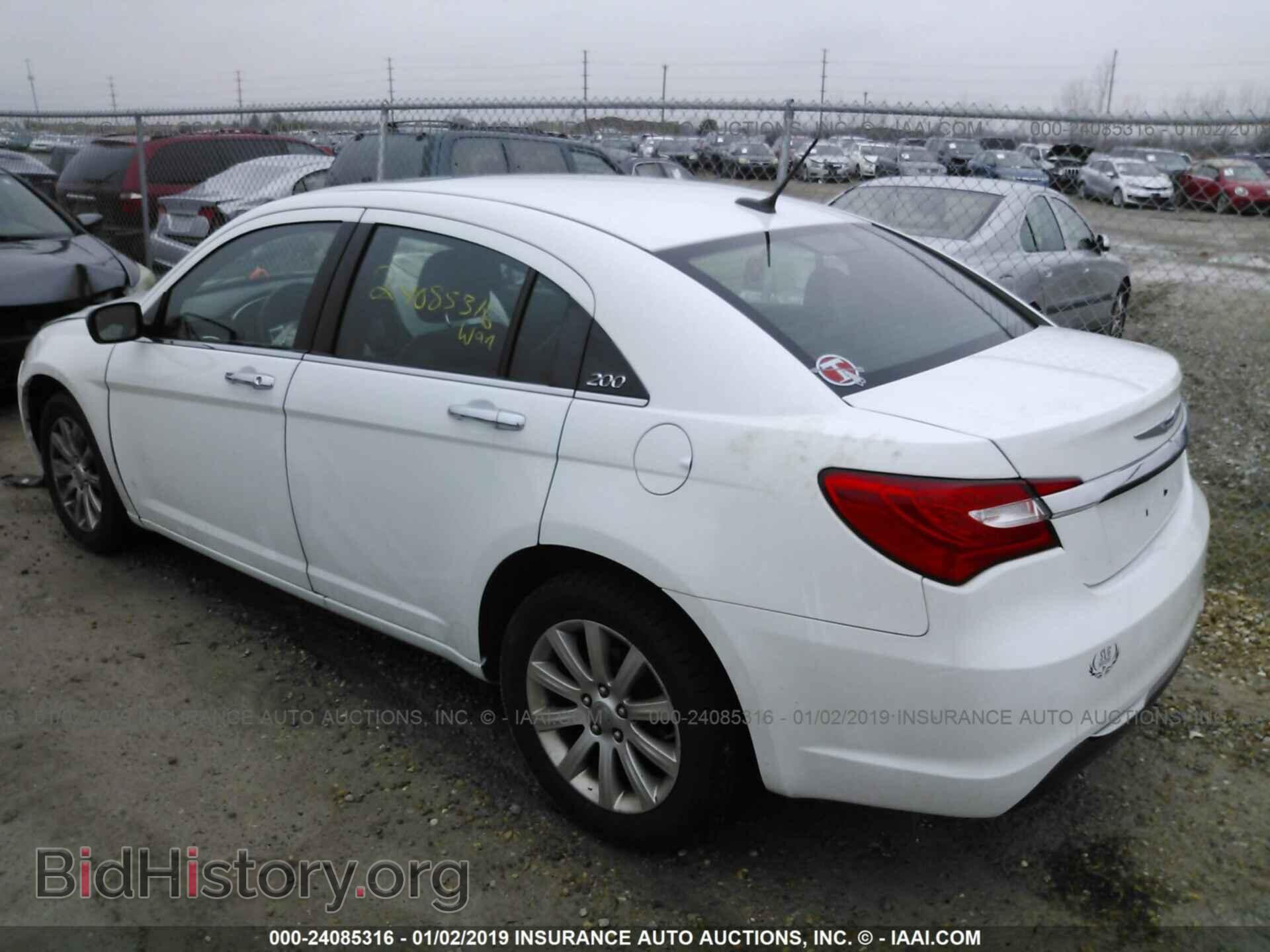 2013 CHRYSLER 200 - VIN: 1C3CCBCG7DN580238 - Фото 3