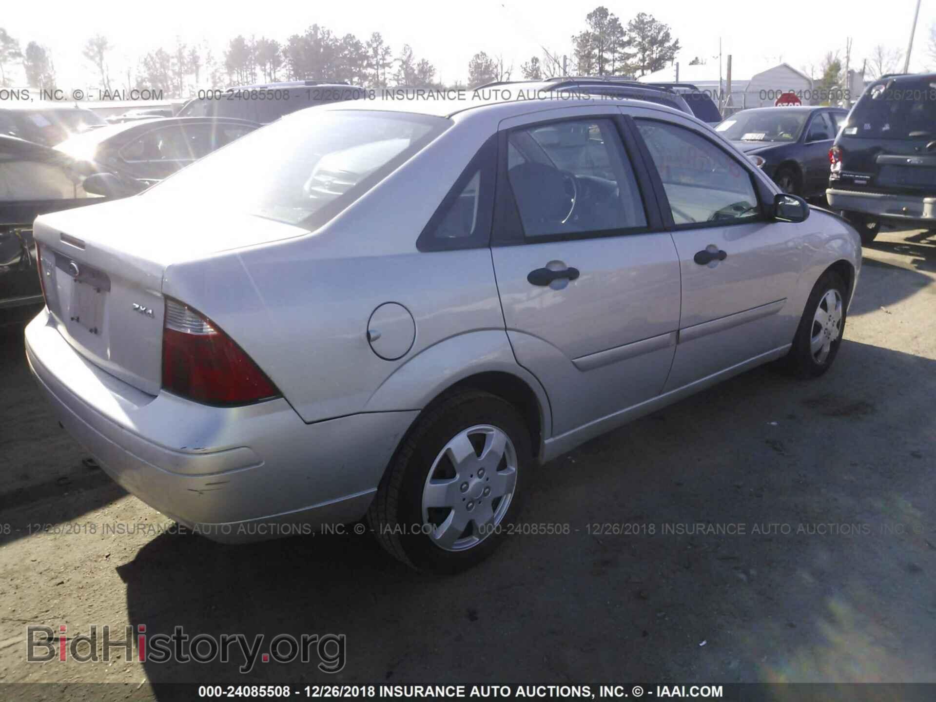 2006 FORD FOCUS - VIN: 1FAFP34N56W188832 - Фото 4