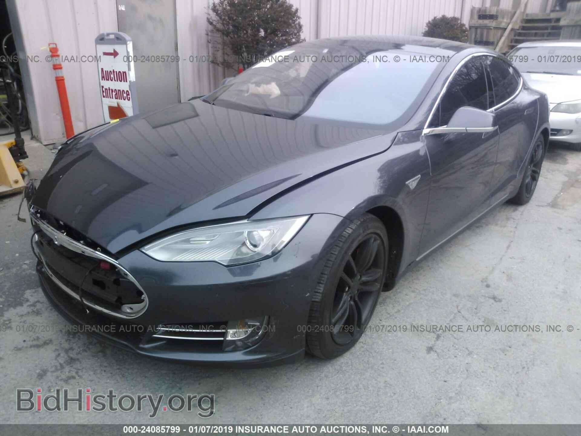 2015 TESLA MODEL S - VIN: 5YJSA1E24FF103938 - Photo 2