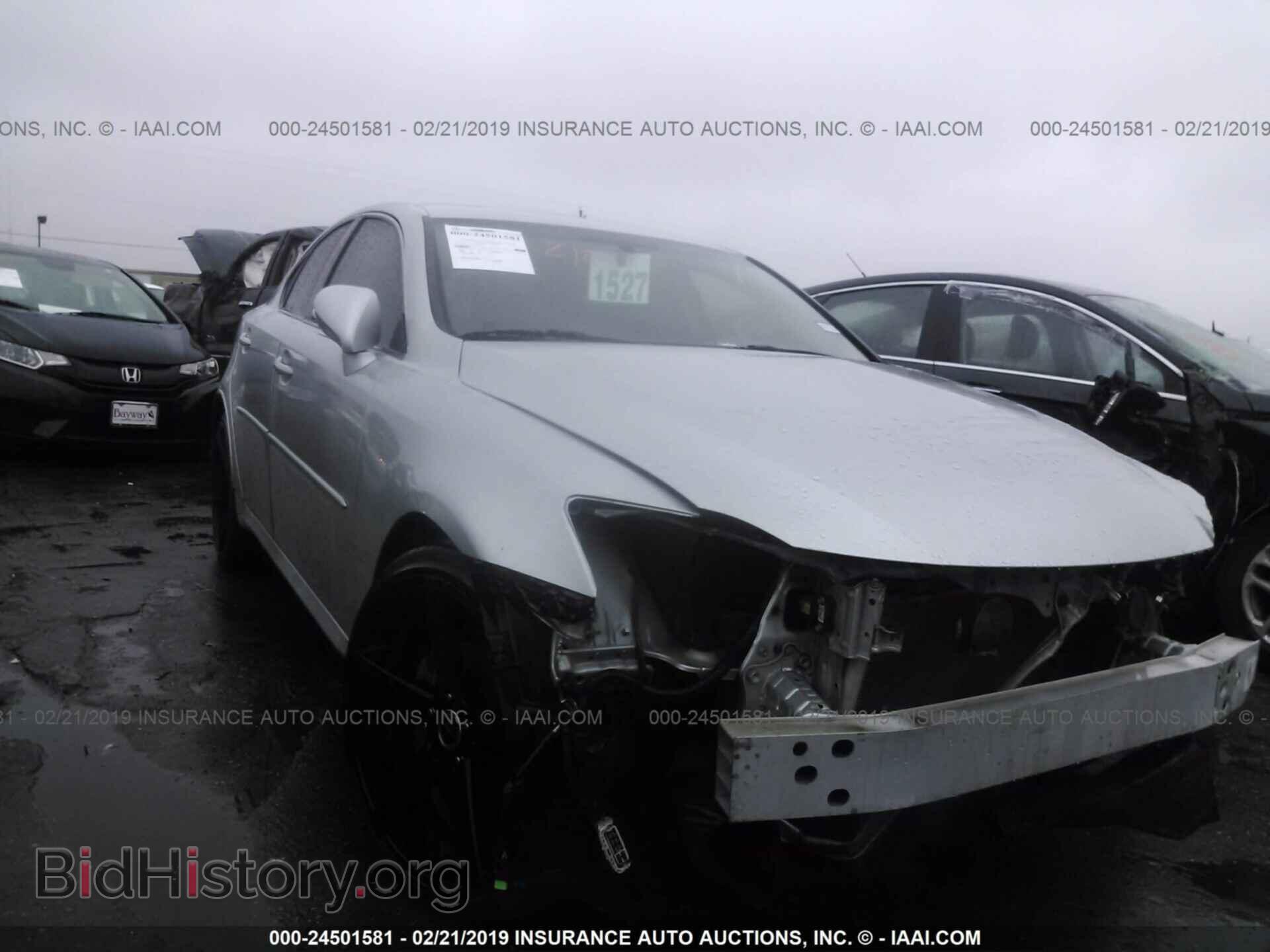 Photo JTHCF5C25C5052770 - LEXUS IS 2012