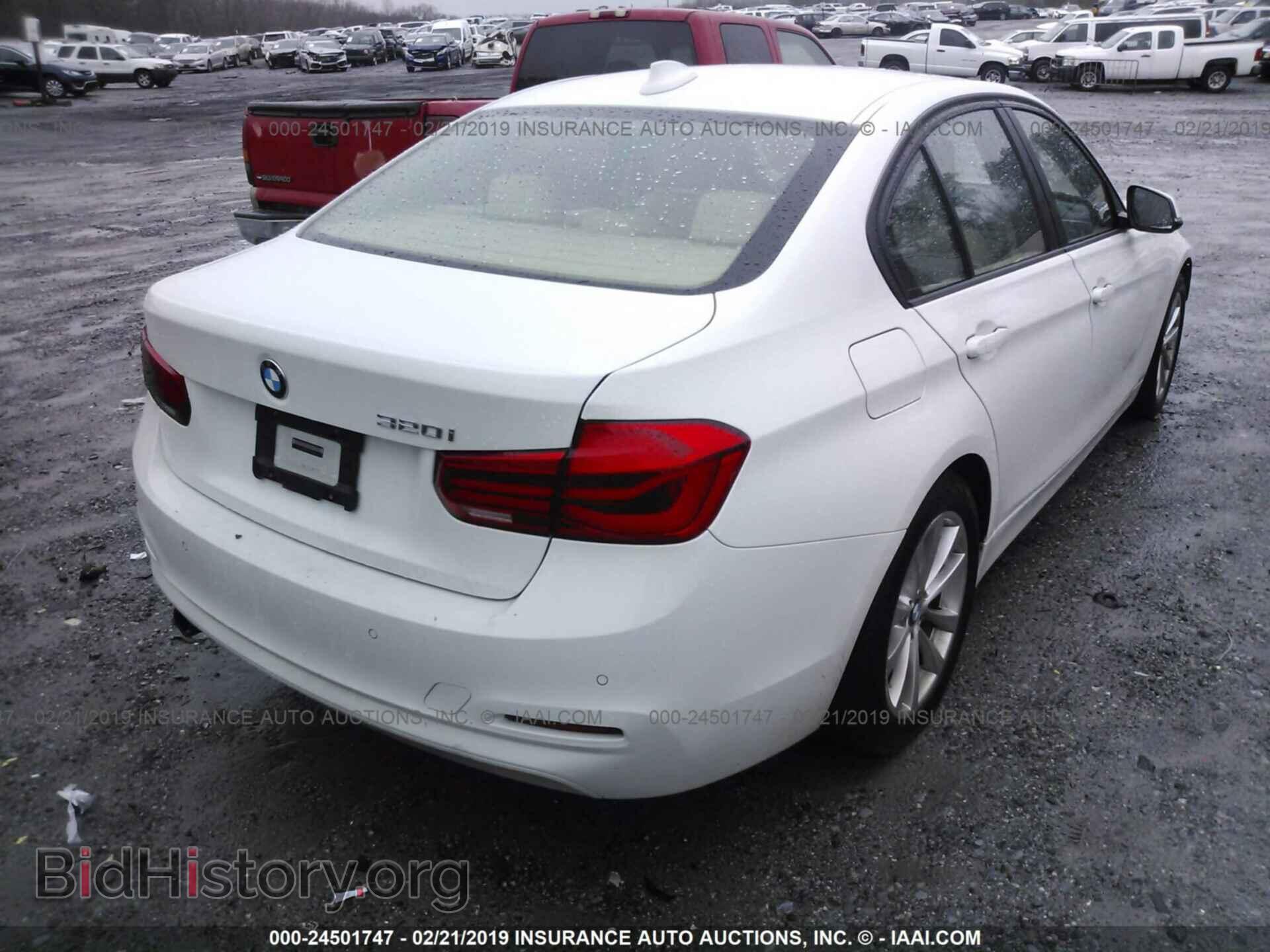 2016 BMW 320 - VIN: WBA8E1G5XGNT37085 - Photo 4