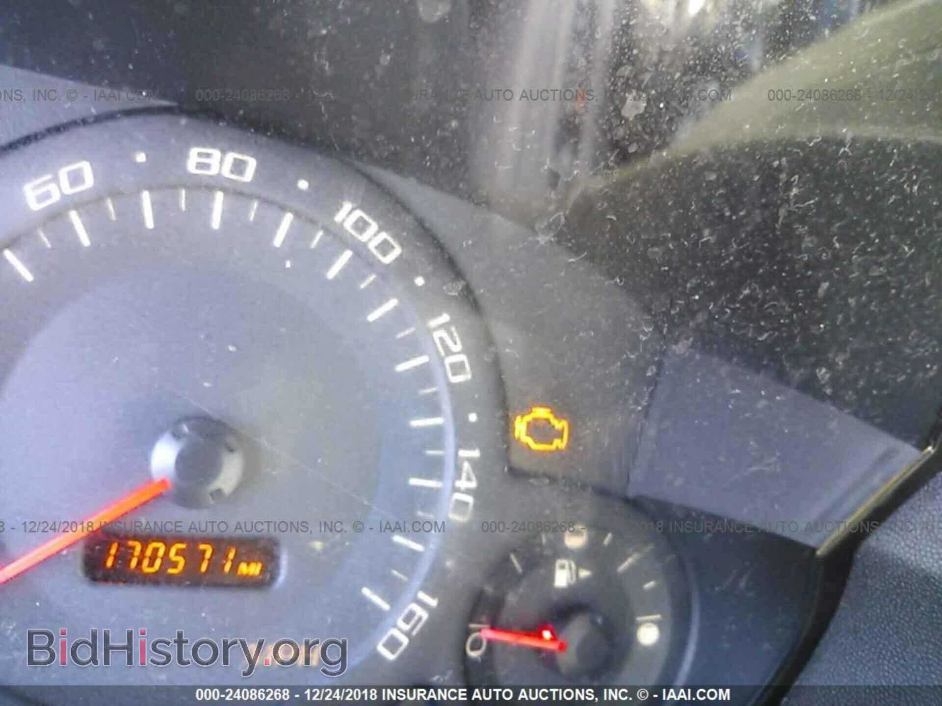 2004 CADILLAC CTS - VIN: 1G6DM577640149737 - Photo 7