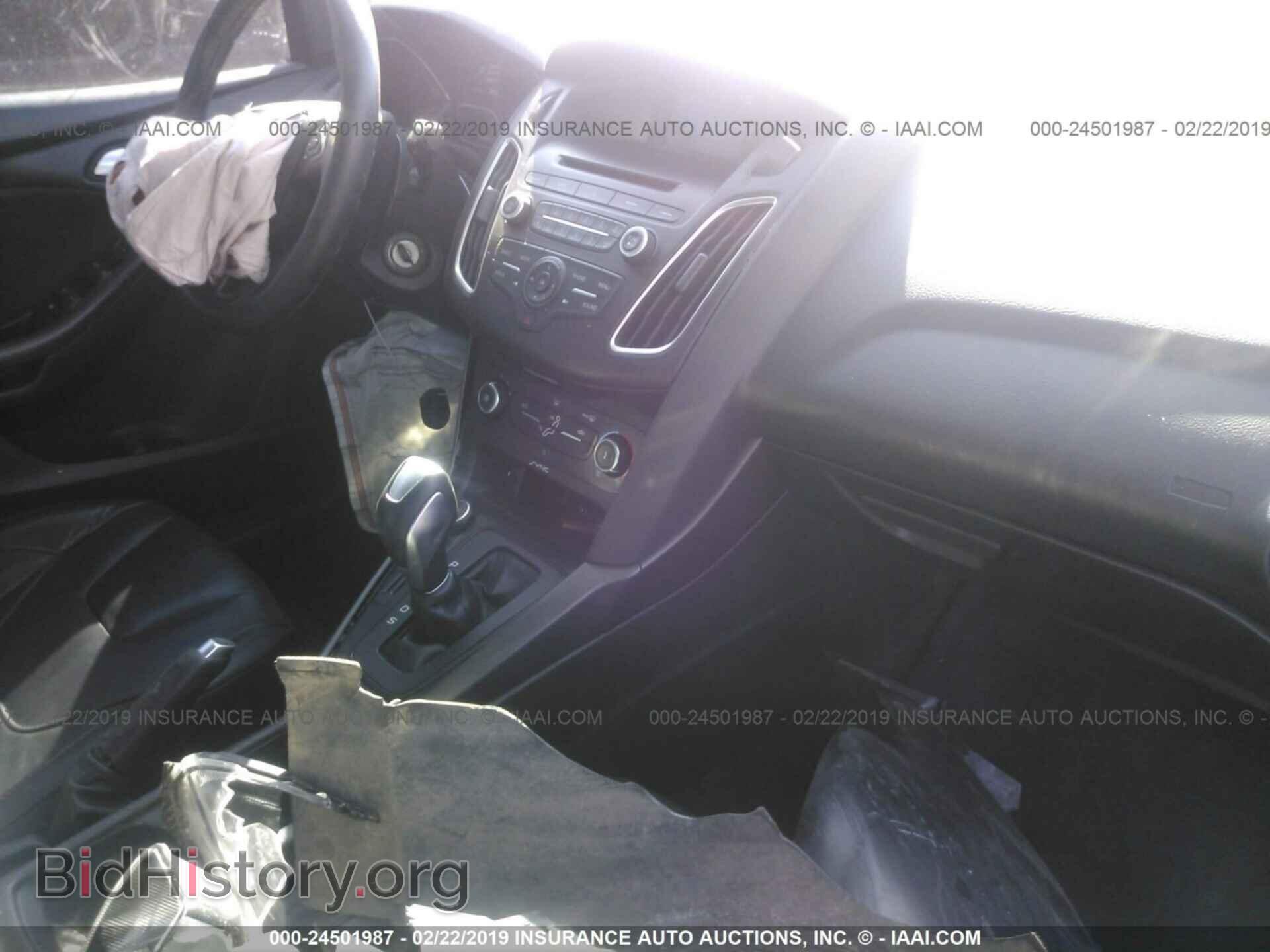 2016 FORD FOCUS - VIN: 1FADP3F2XGL384021 - Photo 5