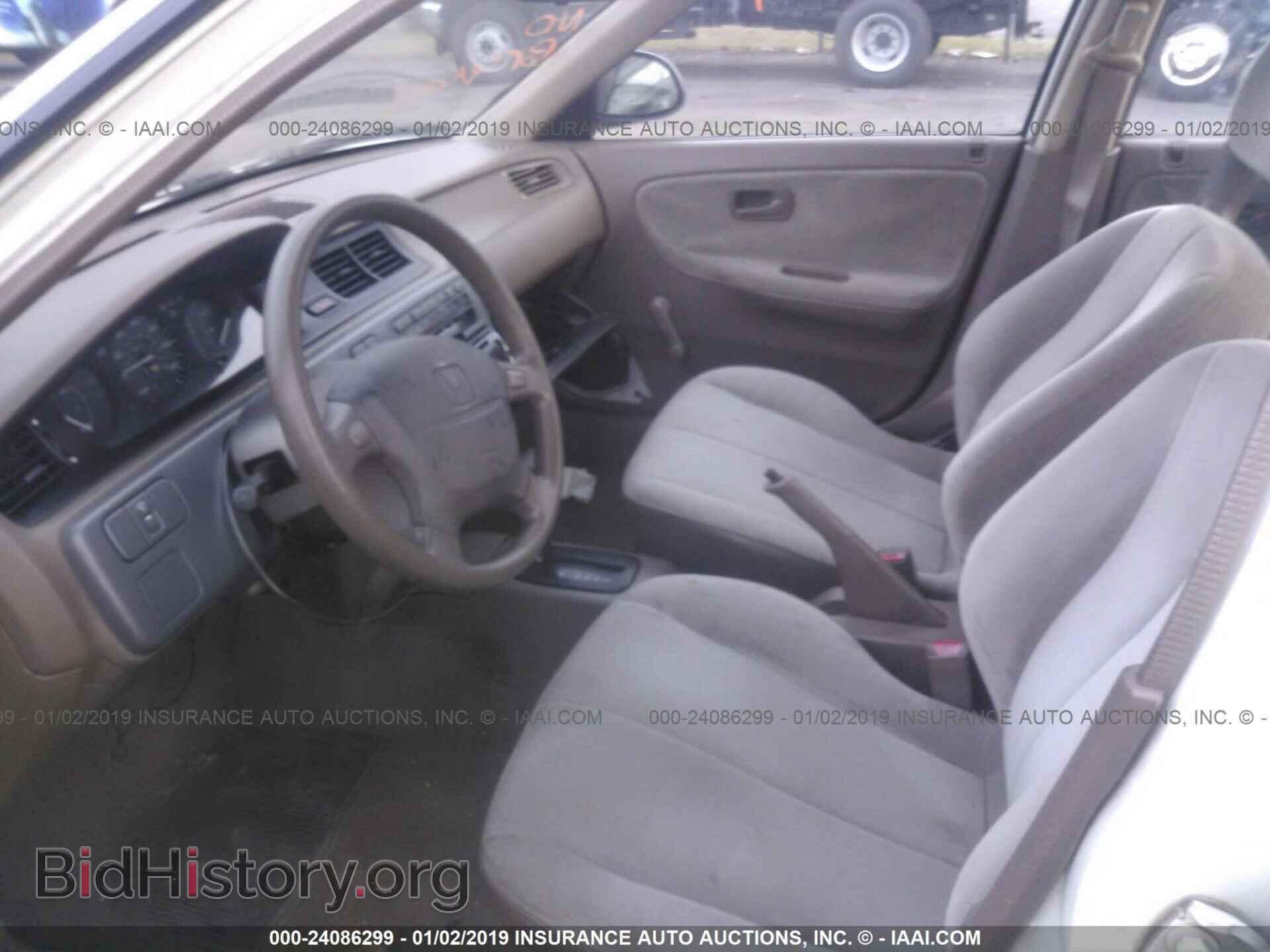 2002 SATURN SL - VIN: 1G8ZS52842Z300022 - Фото 5