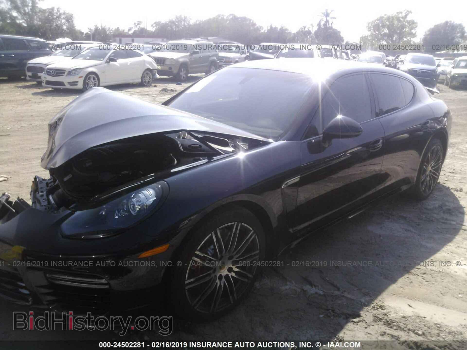 2016 PORSCHE PANAMERA - VIN: WP0AF2A73GL081045 - Фото 2