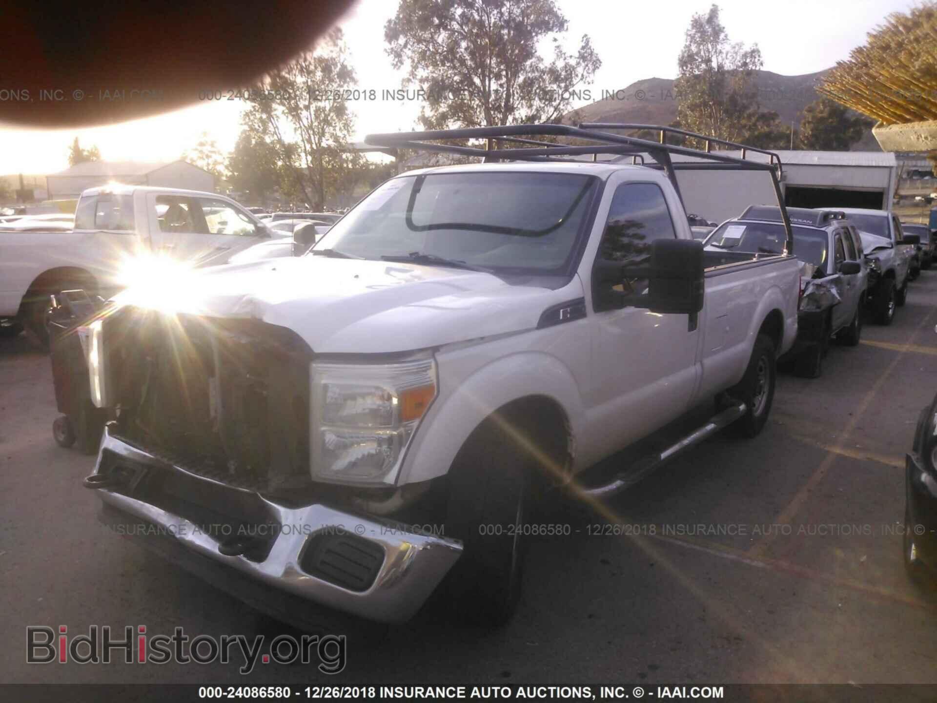 2011 FORD F250 - VIN: 1FTBF2A6XBEC57601 - Фото 2