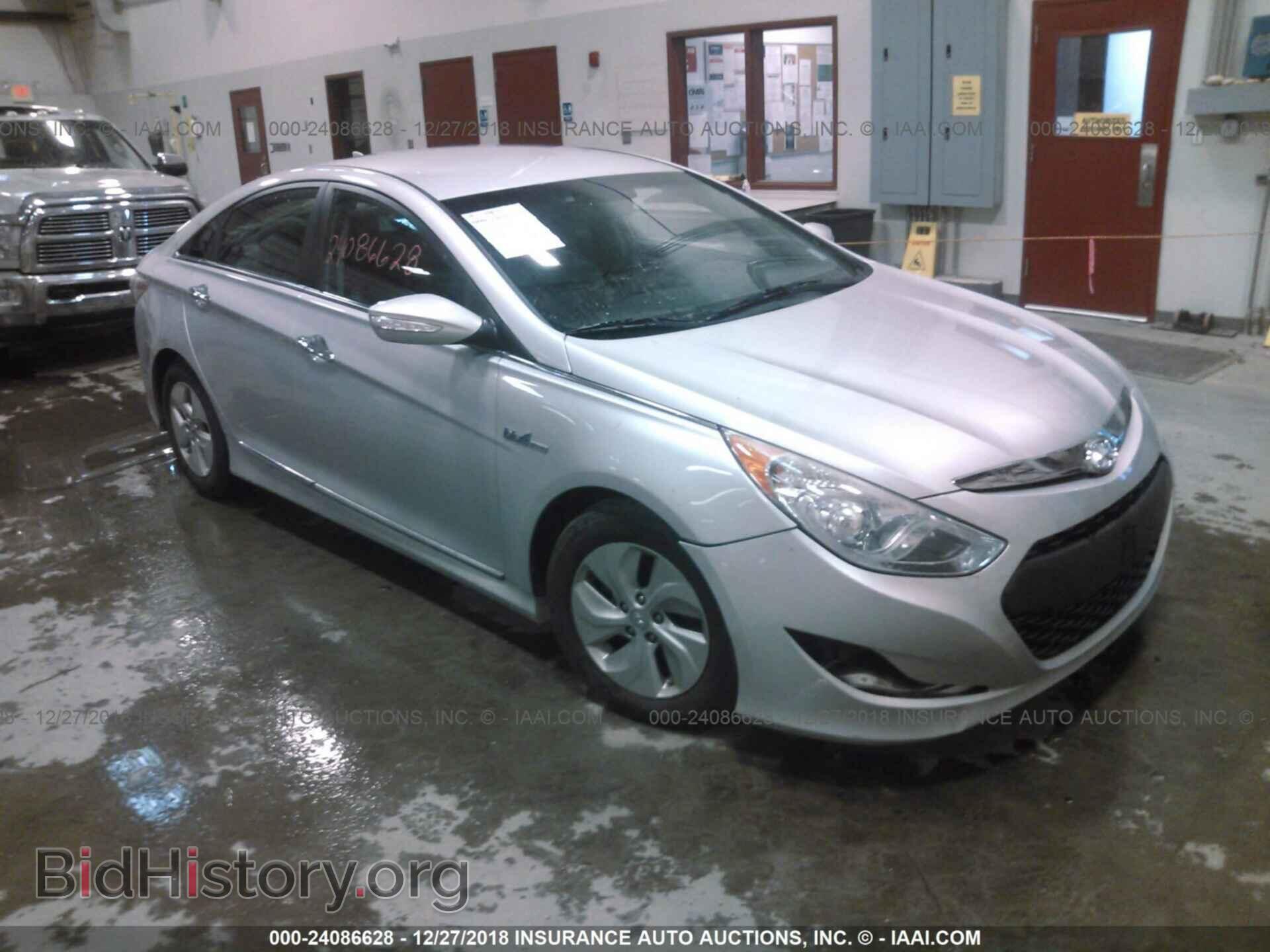 Фотография KMHEC4A46CA029261 - HYUNDAI SONATA 2012