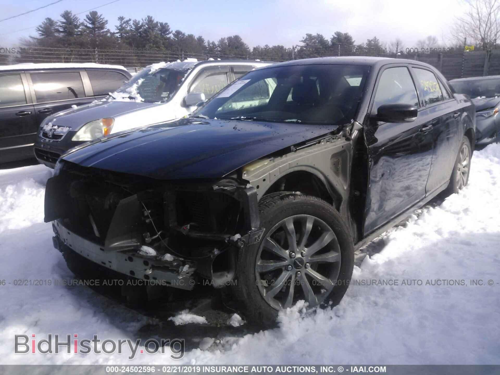 2014 CHRYSLER 300 - VIN: 2C3CCAGG6EH383348 - Фото 2