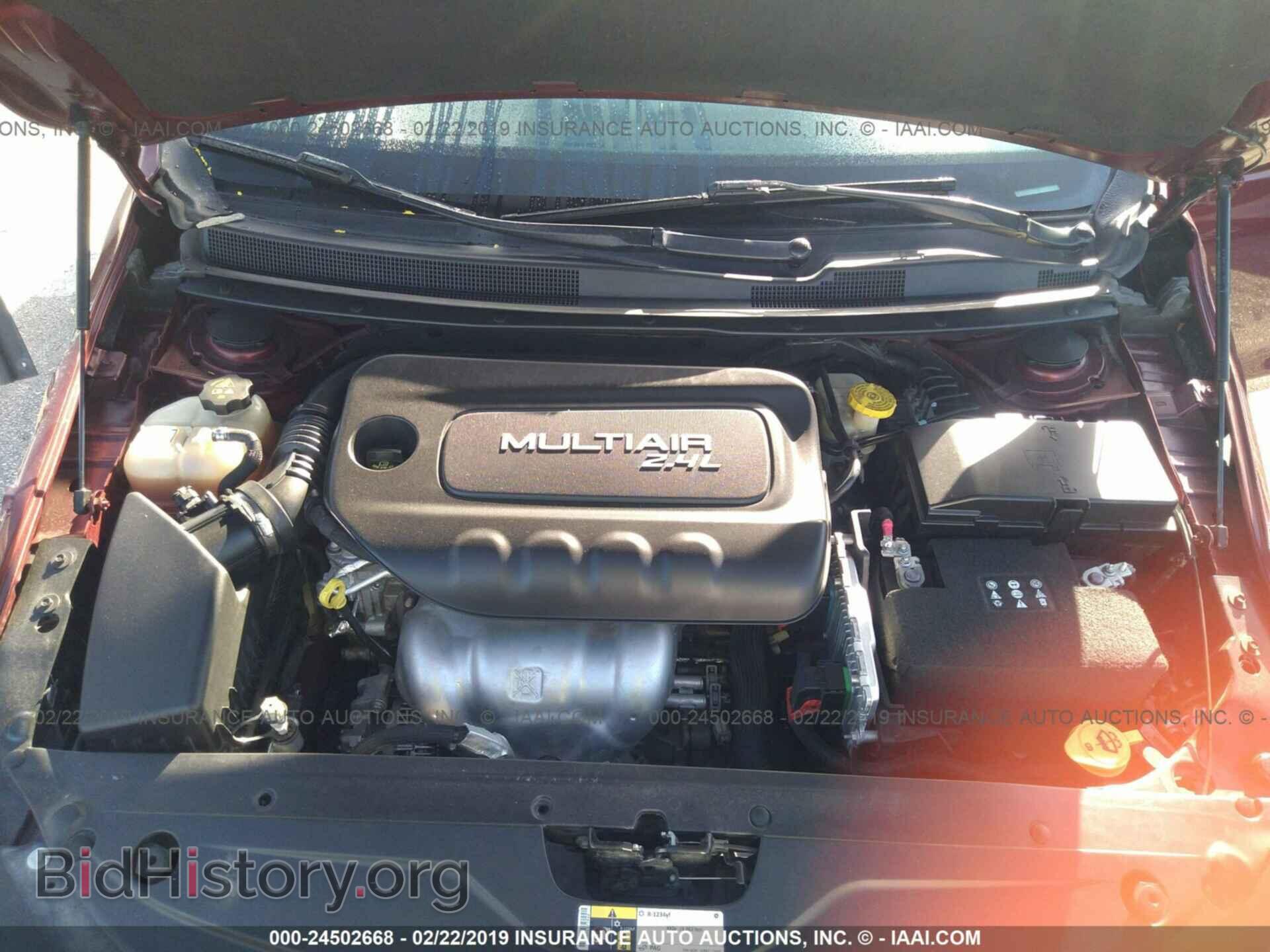 2016 CHRYSLER 200 - VIN: 1C3CCCAB3GN163930 - Фото 10