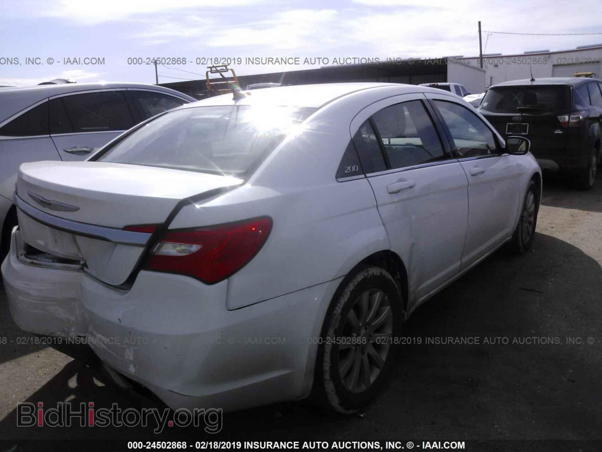 2013 CHRYSLER 200 - VIN: 1C3CCBBB1DN557625 - Photo 4