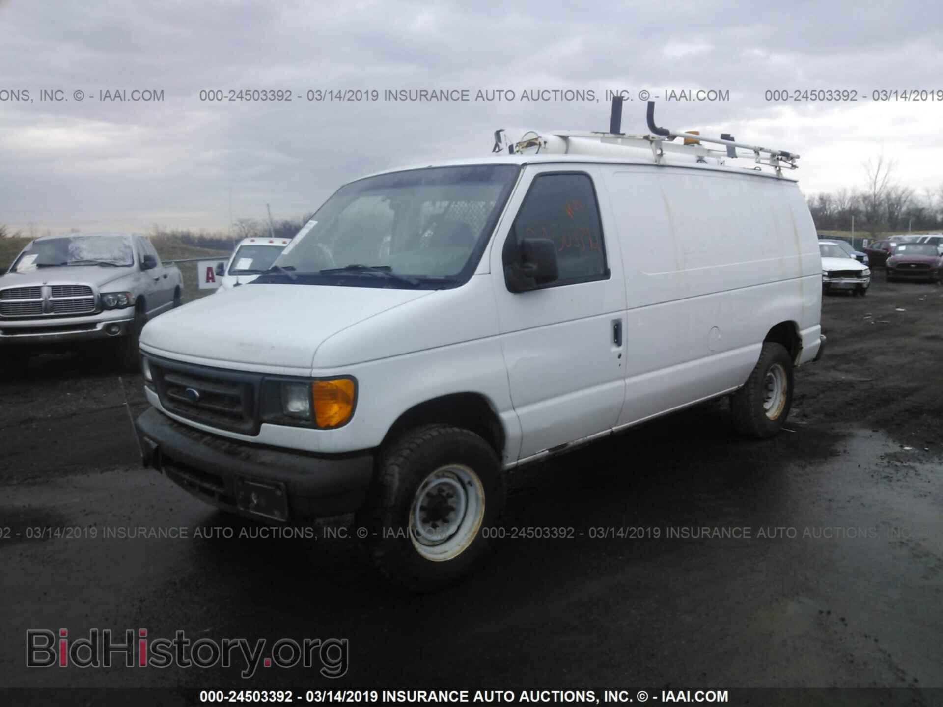 2004 FORD ECONOLINE - VIN: 1FTNE24W24HA55672 - Photo 2
