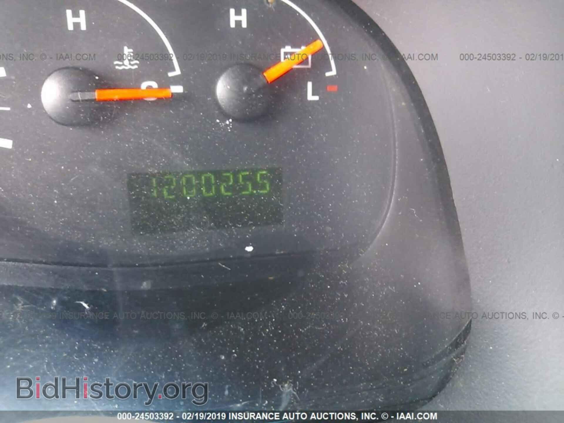 2004 FORD ECONOLINE - VIN: 1FTNE24W24HA55672 - Photo 7