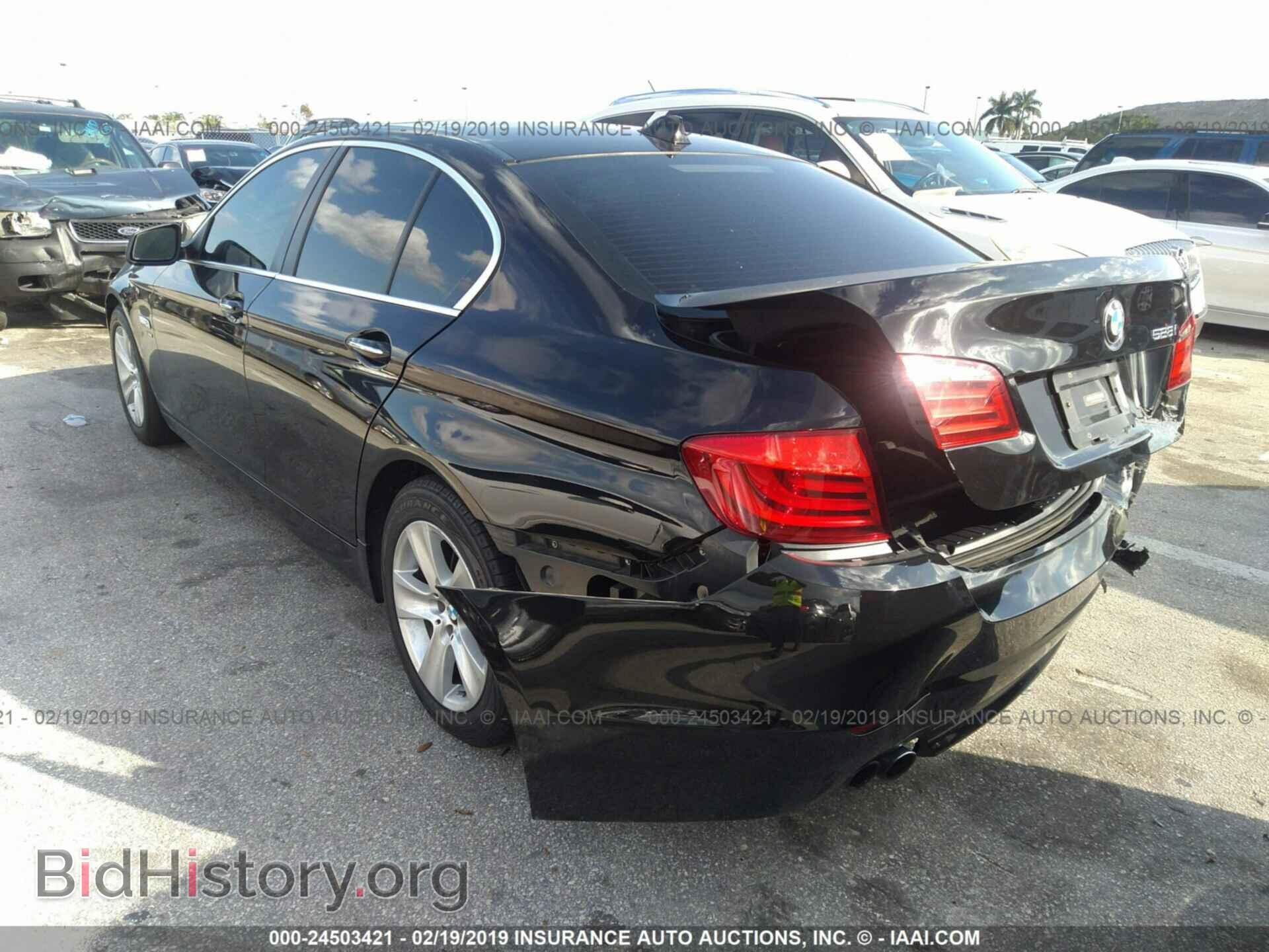 2012 BMW 528 - VIN: WBAXH5C54CDW11025 - Фото 3