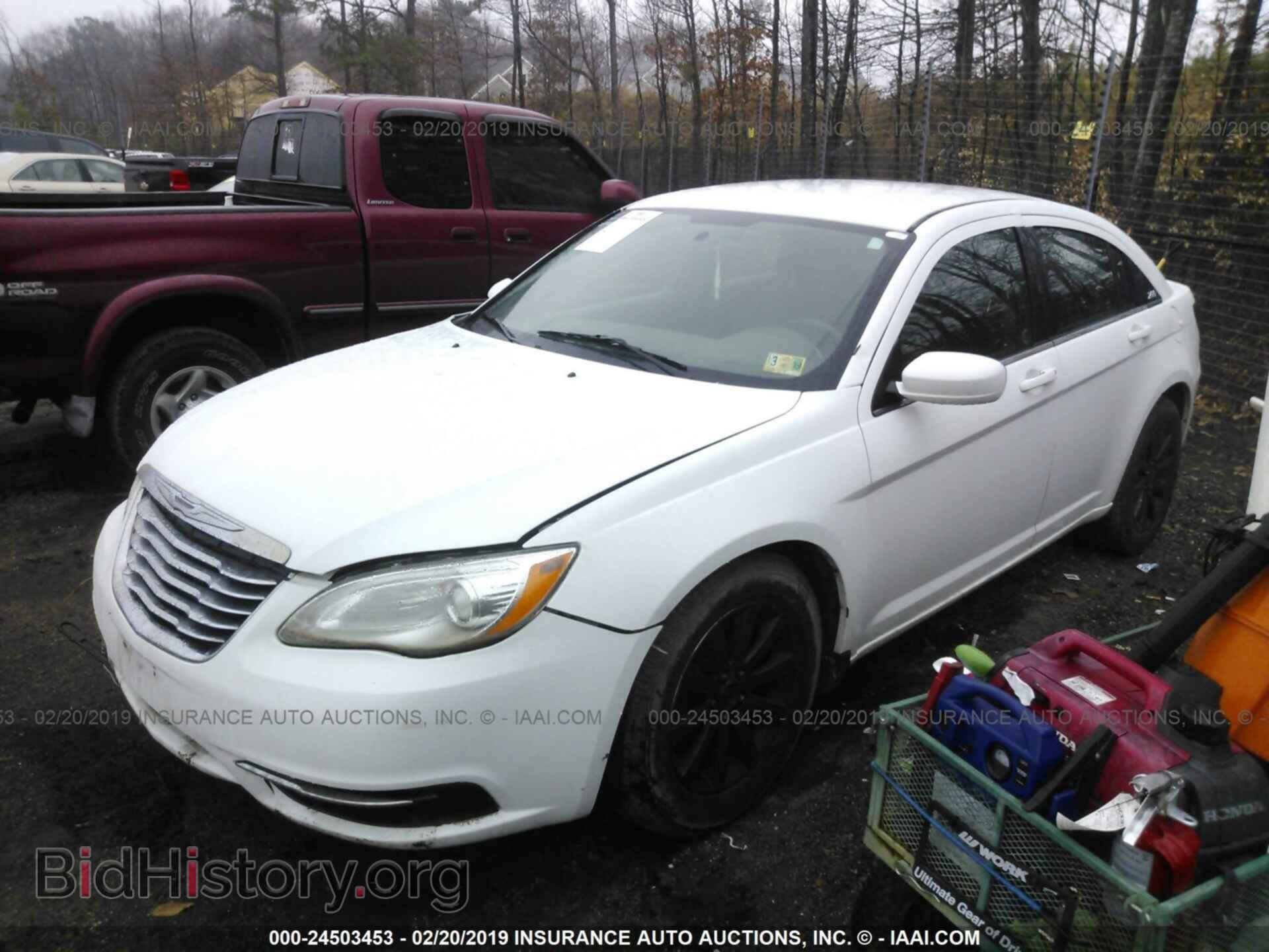 2012 CHRYSLER 200 - VIN: 1C3CCBBB2CN117590 - Фото 2