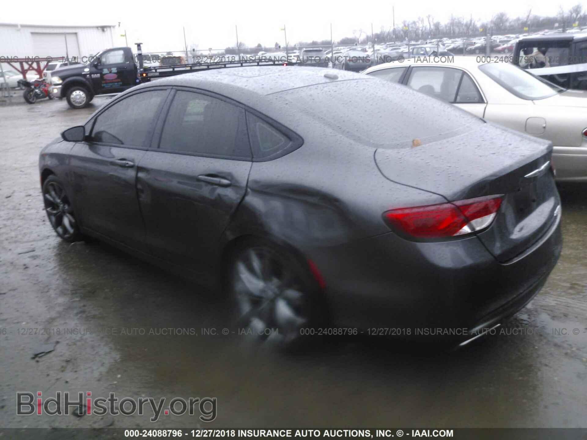 2015 CHRYSLER 200 - VIN: 1C3CCCBBXFN550441 - Фото 3