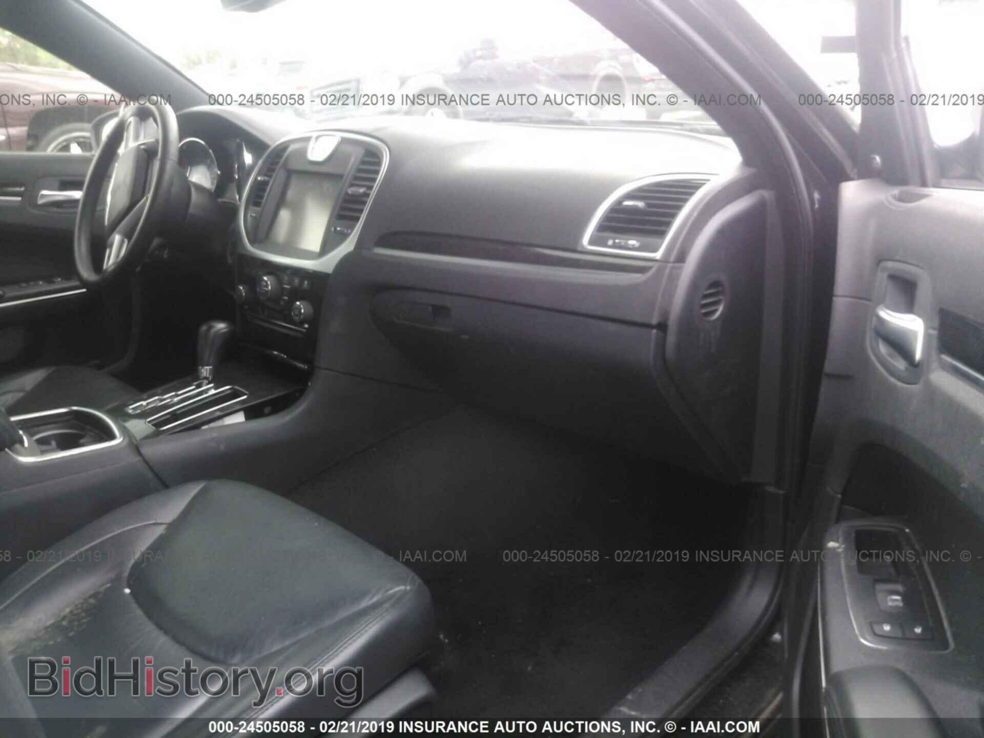 2011 CHRYSLER 300 - VIN: 2C3CA5CG0BH594172 - Фото 5