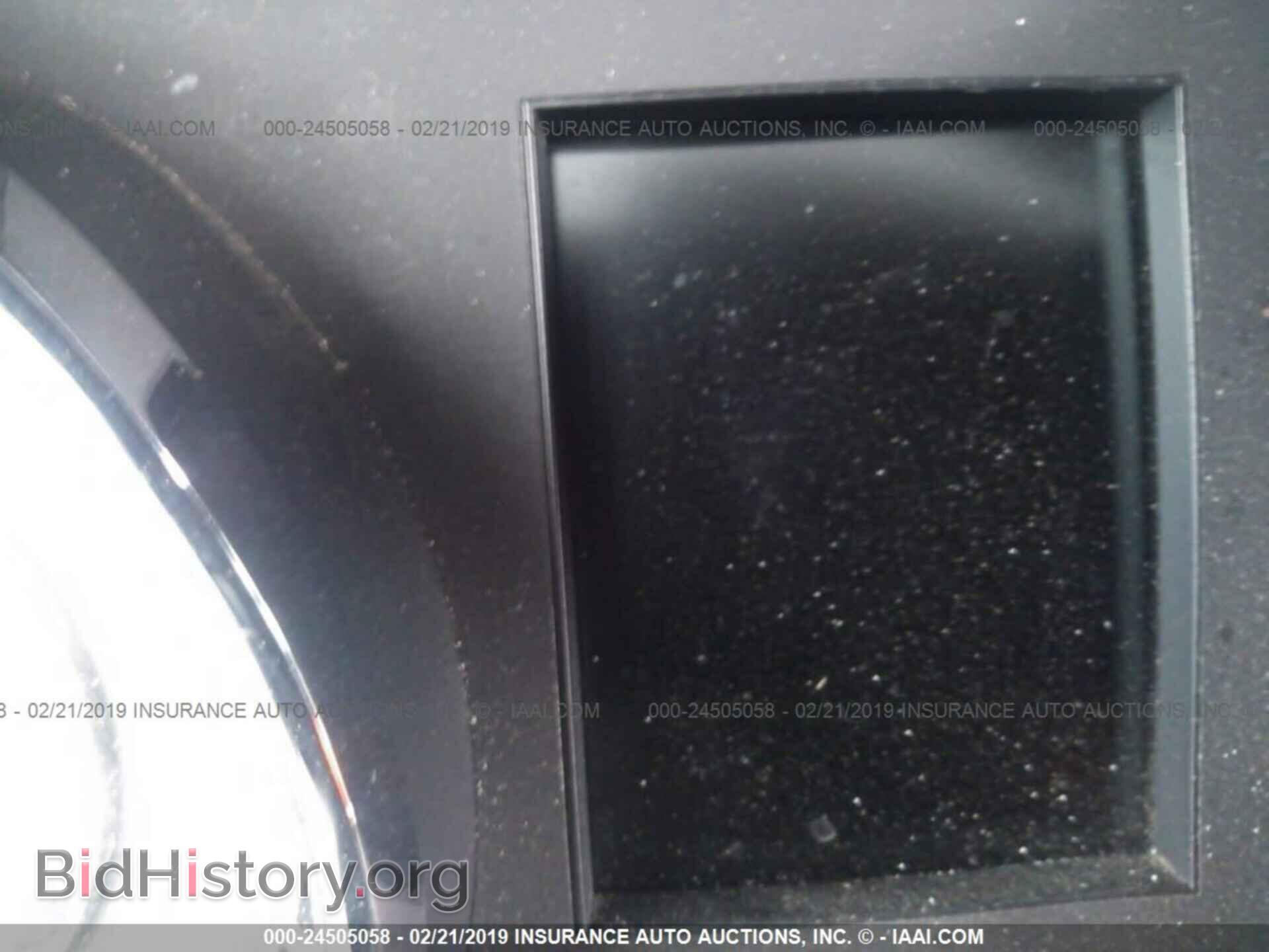 2011 CHRYSLER 300 - VIN: 2C3CA5CG0BH594172 - Фото 7