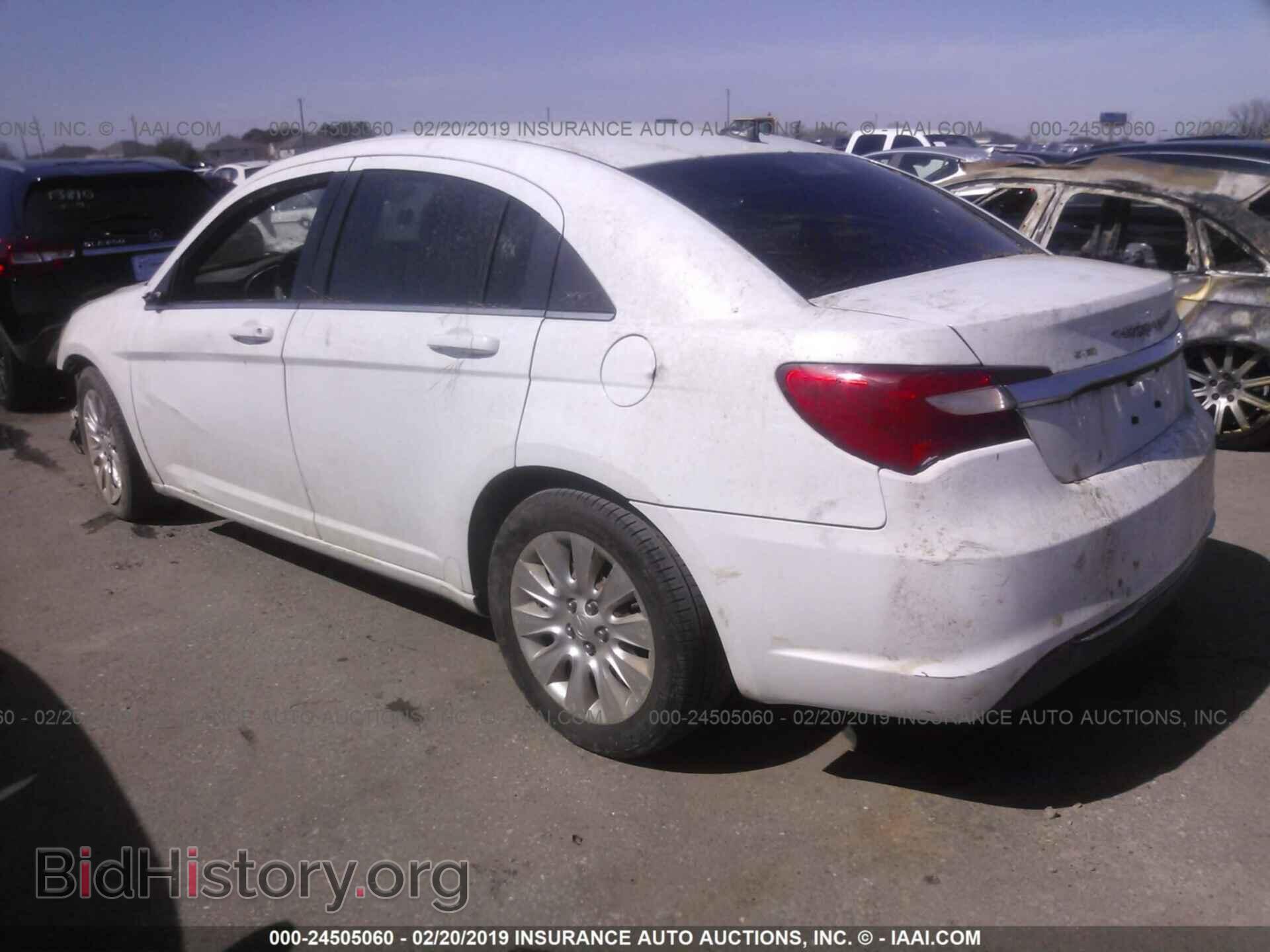 2012 CHRYSLER 200 - VIN: 1C3CCBAB5CN226143 - Фото 3