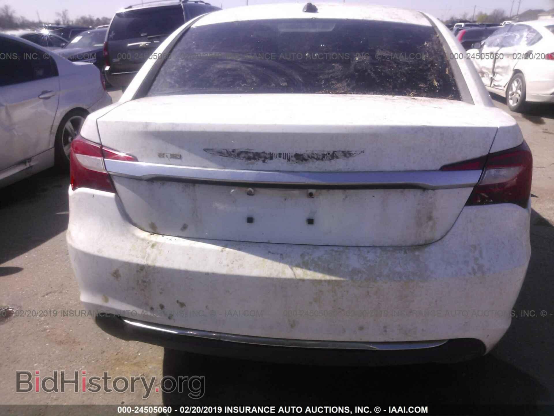 2012 CHRYSLER 200 - VIN: 1C3CCBAB5CN226143 - Фото 6