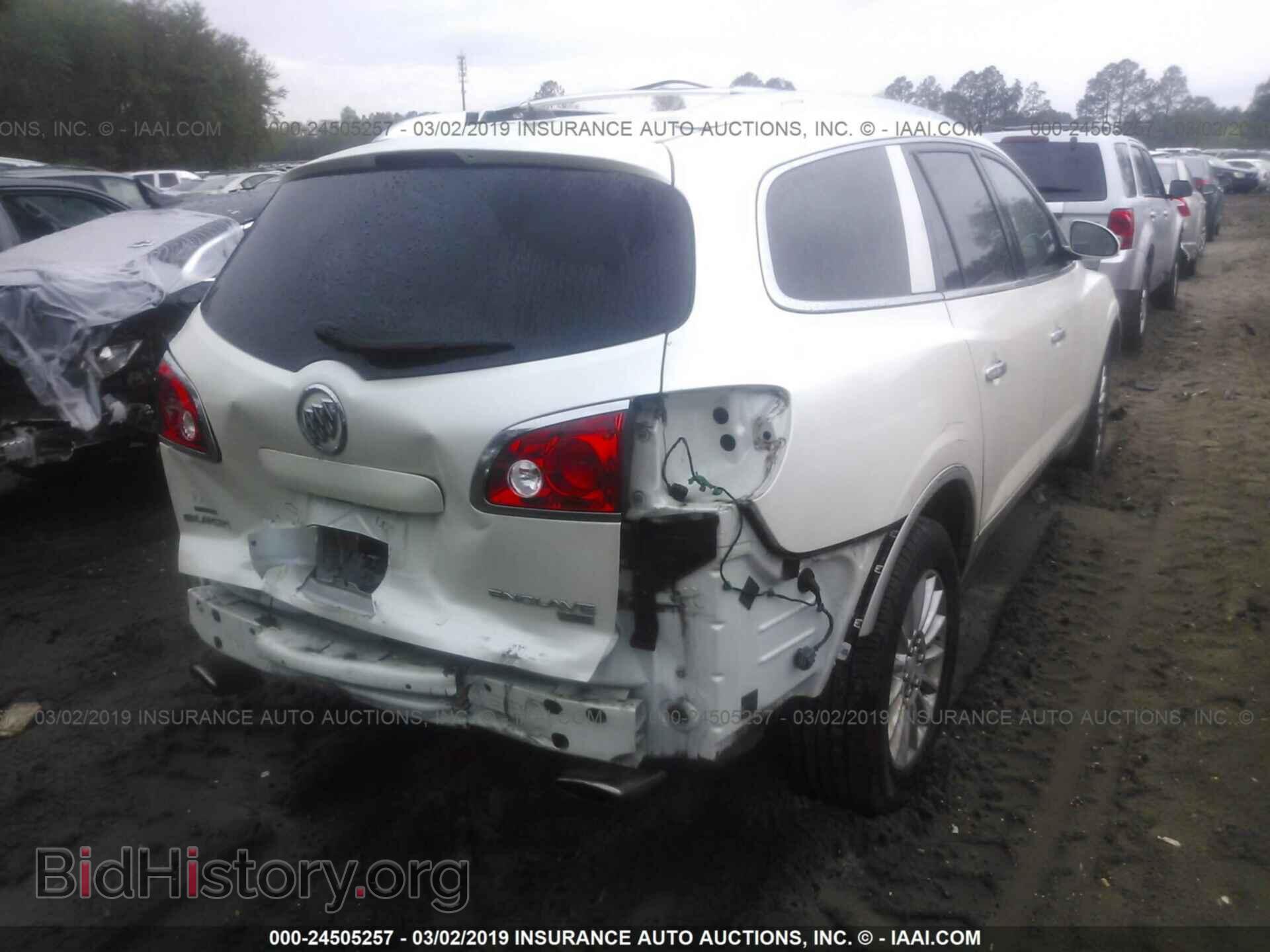 2011 BUICK ENCLAVE - VIN: 5GAKRBED6BJ367103 - Фото 4