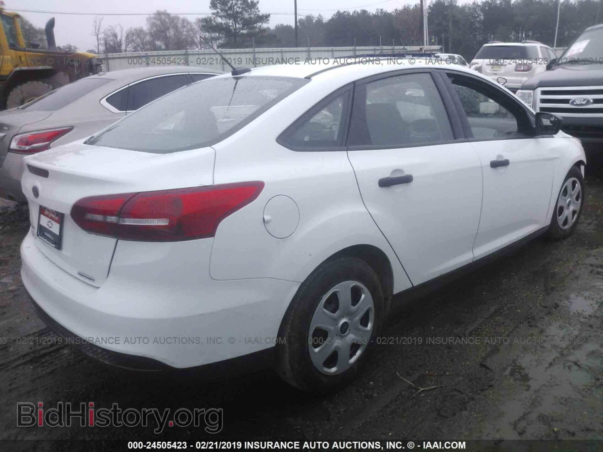 2016 FORD FOCUS - VIN: 1FADP3E28GL393494 - Photo 4