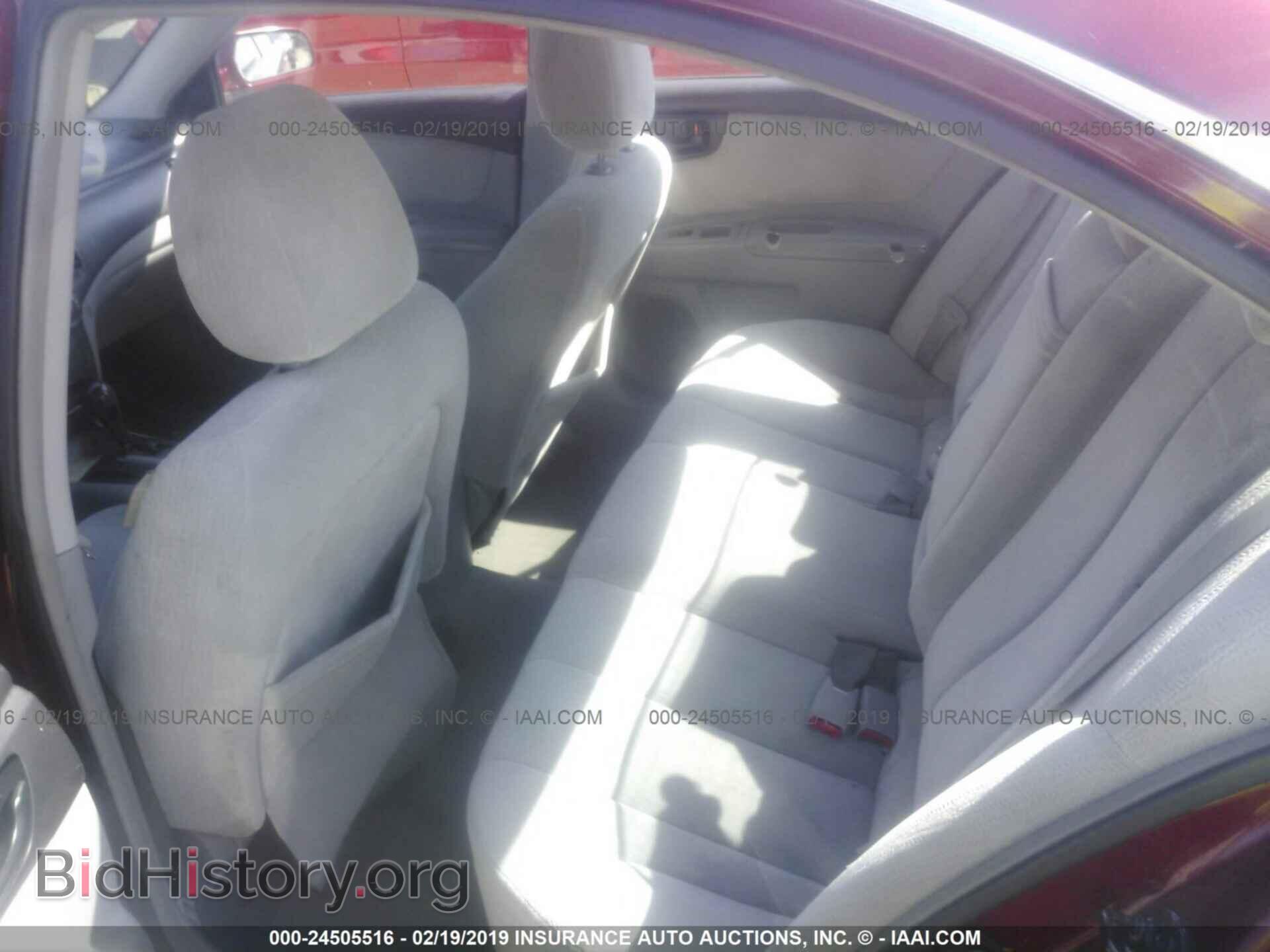 2006 KIA OPTIMA - VIN: KNAGE123365054592 - Фото 8