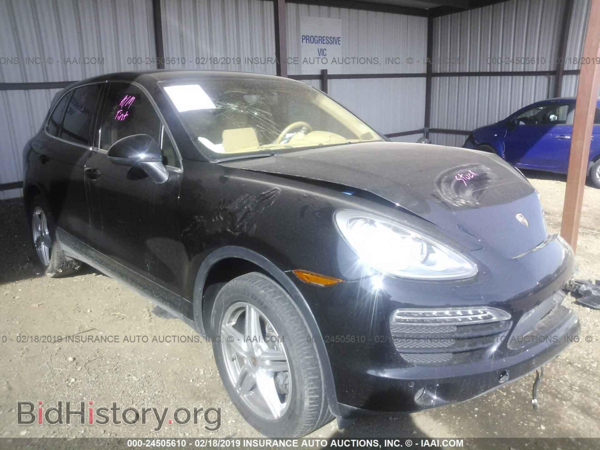 Photo WP1AA2A26DLA19393 - PORSCHE CAYENNE 2013