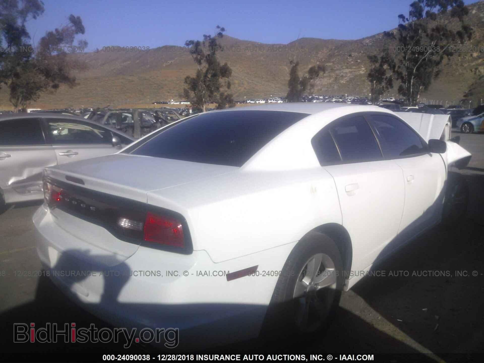2013 DODGE CHARGER - VIN: 2C3CDXBG0DH525196 - Фото 4