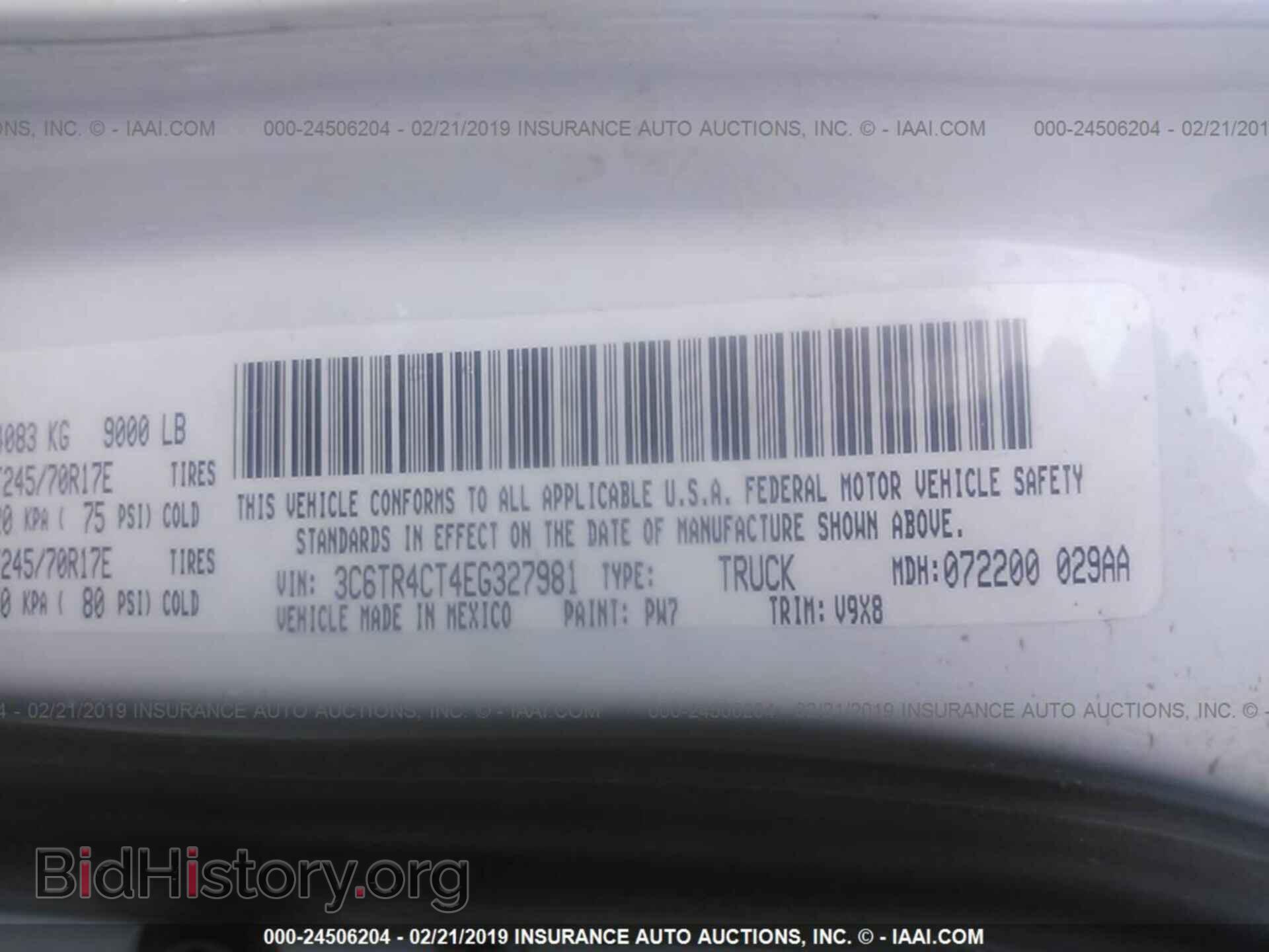 2014 RAM 2500 - VIN: 3C6TR4CT4EG327981 - Photo 9