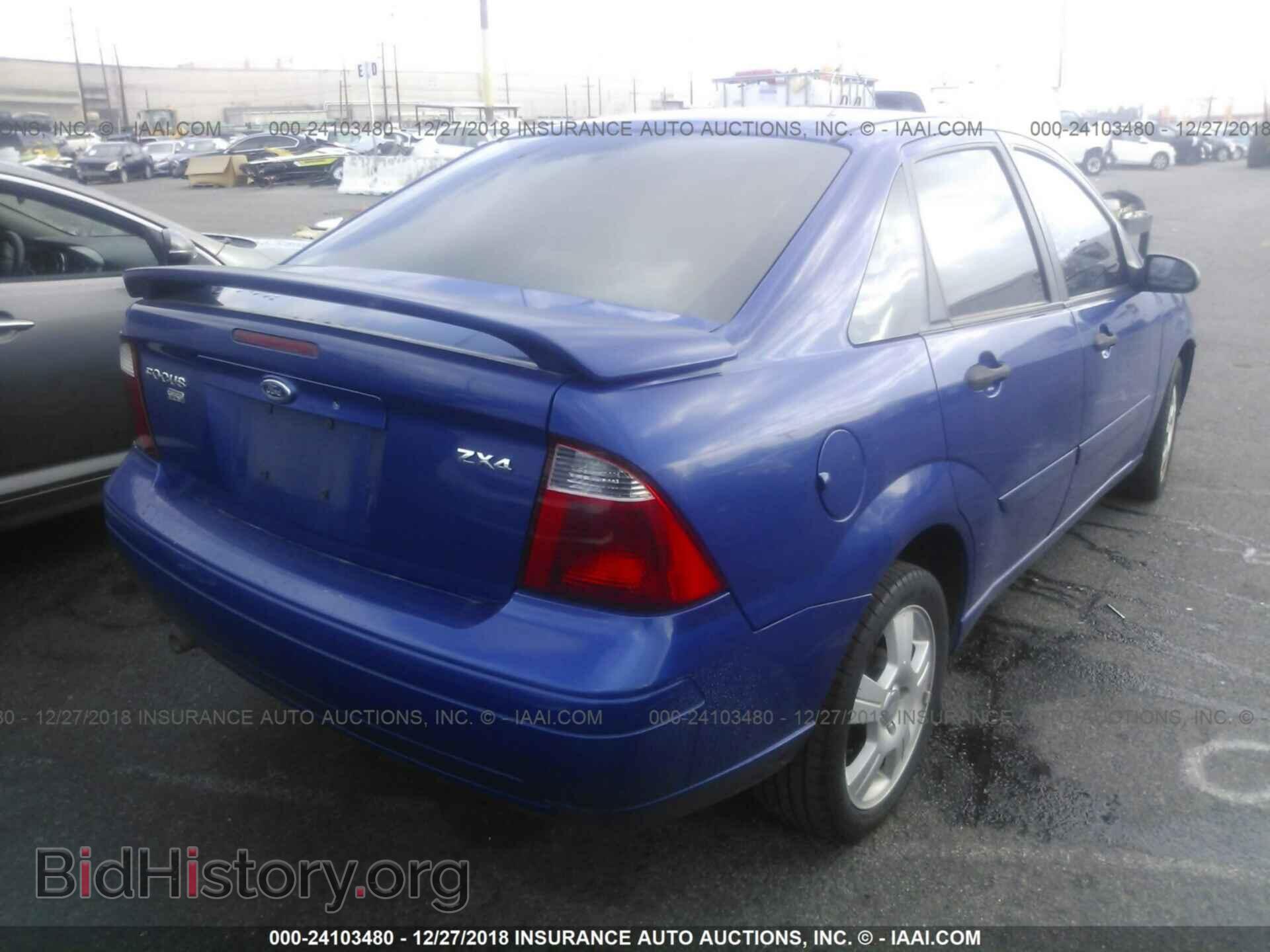 2005 FORD FOCUS - VIN: 1FAFP34N35W203214 - Фото 4