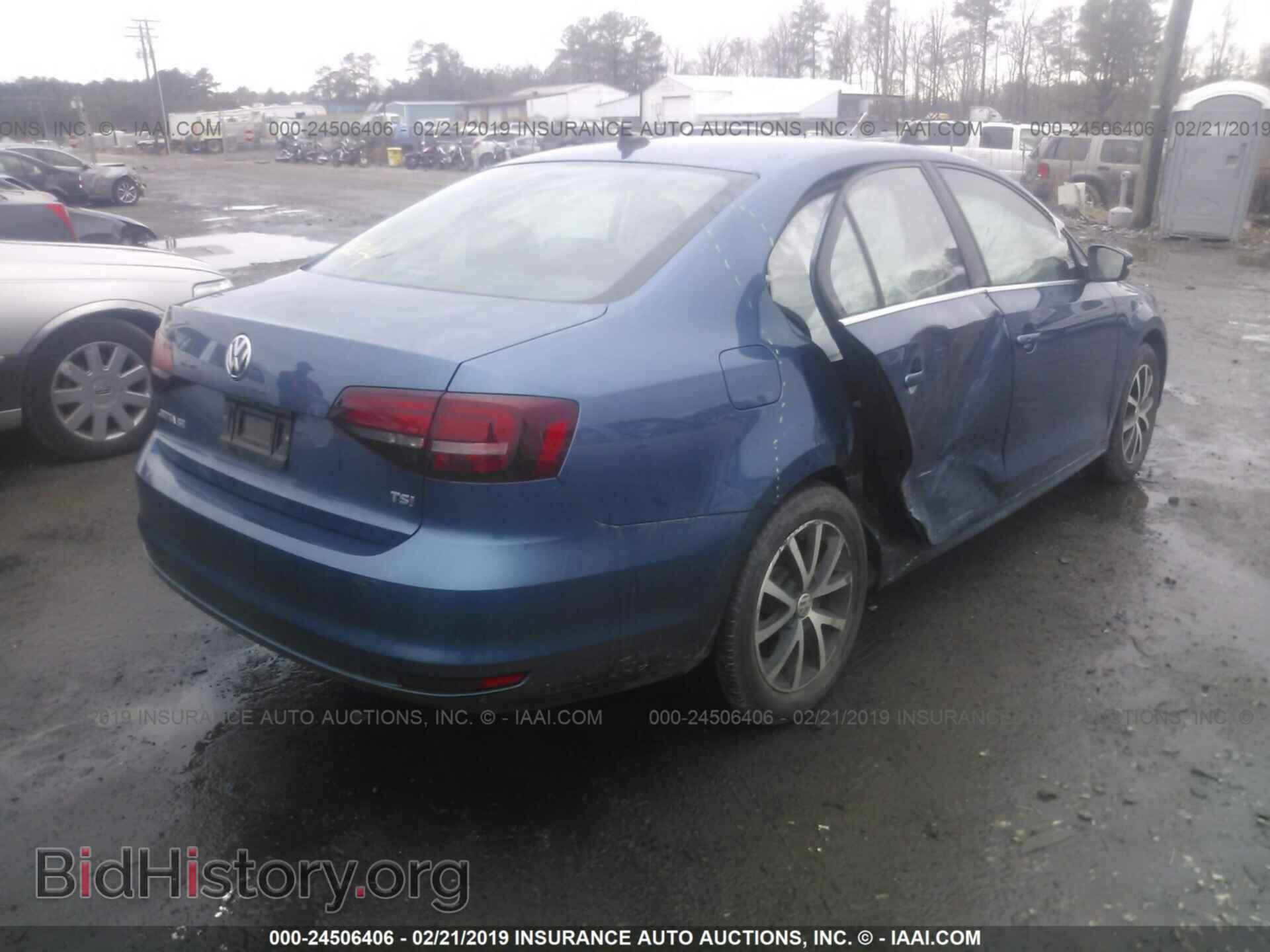 2017 VOLKSWAGEN JETTA - VIN: 3VWDB7AJ6HM249470 - Фото 4