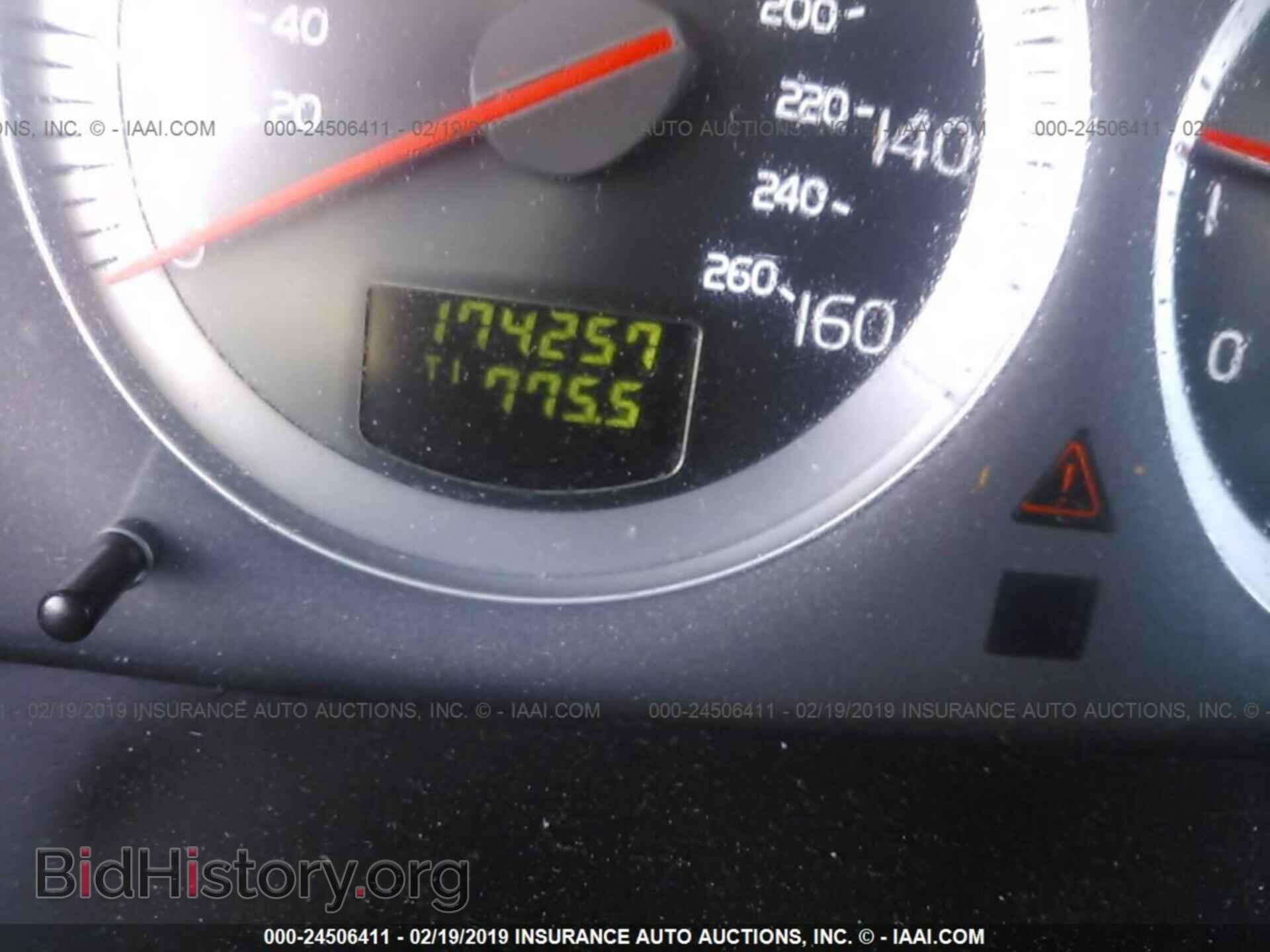 2011 VOLVO XC90 - VIN: YV4952CZ1B1574860 - Фото 7