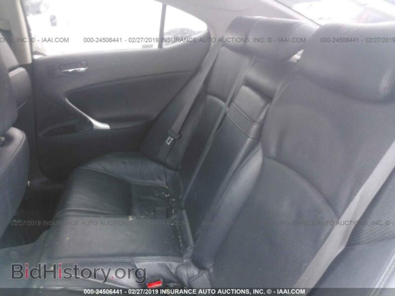2006 Lexus IS (VIN JTHCK262462008190) — фото 8 из 10