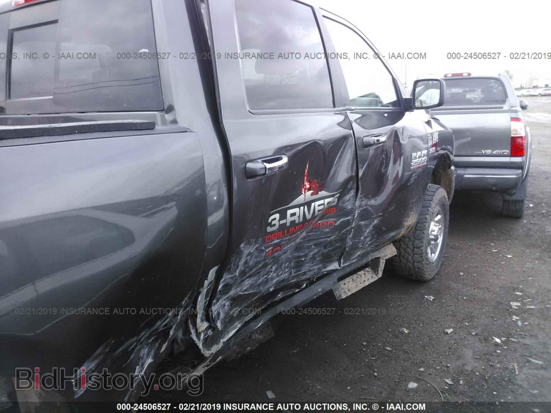 2016 RAM 2500 - VIN: 3C6TR5DT9GG198885 - Фото 6