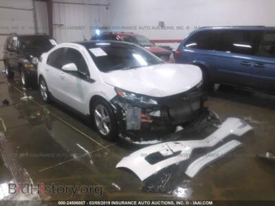 2012 Chevrolet VOLT, white — VIN 1G1RA6E49CU111221, IAAI