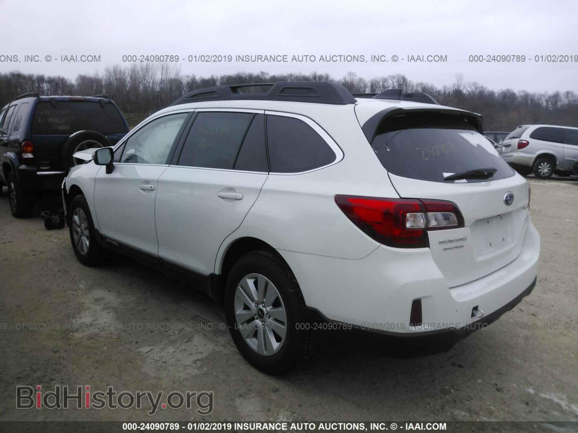 2017 SUBARU OUTBACK - VIN: 4S4BSAFC9H3418329 - Фото 3