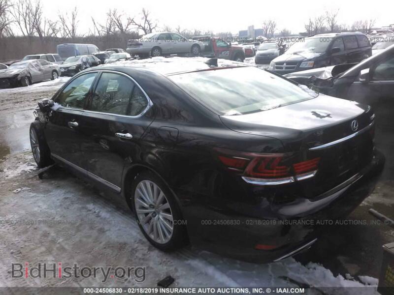 2016 Lexus LS (VIN JTHCL5EFXG5027524) — photo 3 of 10
