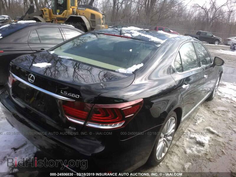 2016 Lexus LS (VIN JTHCL5EFXG5027524) — photo 4 of 10