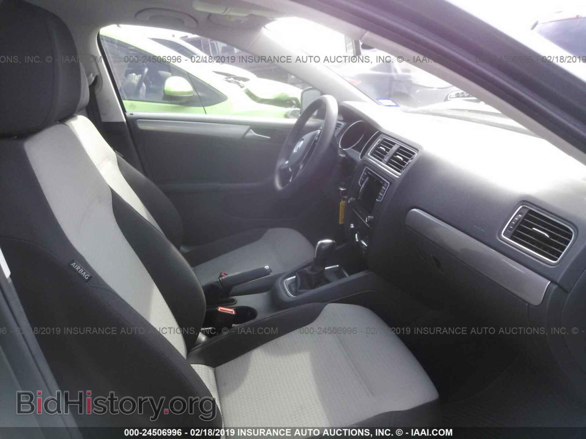 2017 VOLKSWAGEN JETTA - VIN: 3VW2B7AJ7HM273252 - Photo 5