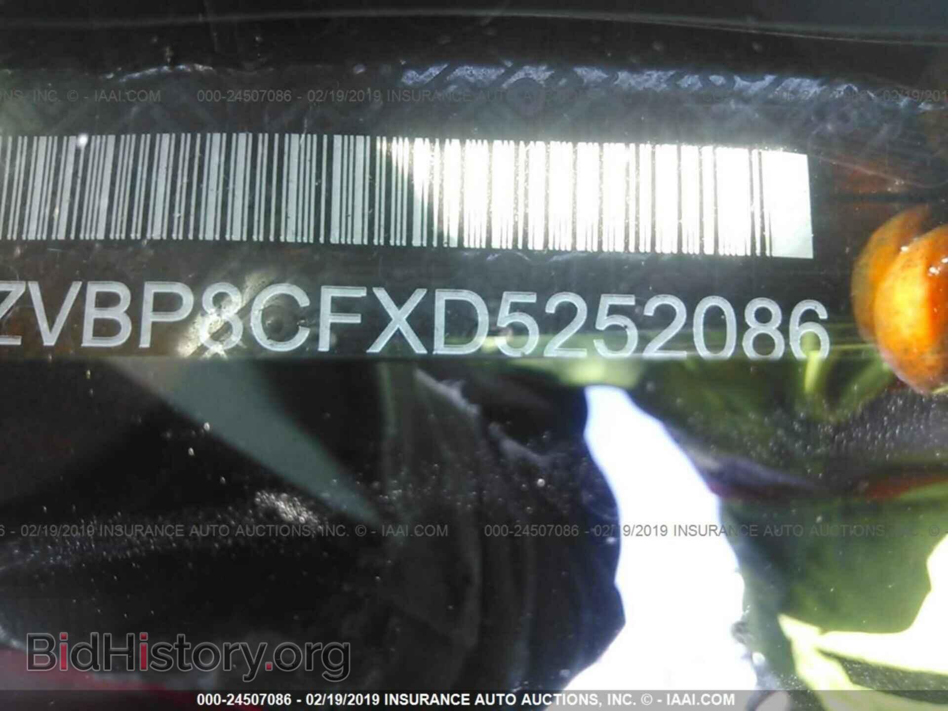 2013 FORD MUSTANG - VIN: 1ZVBP8CFXD5252086 - Фото 9