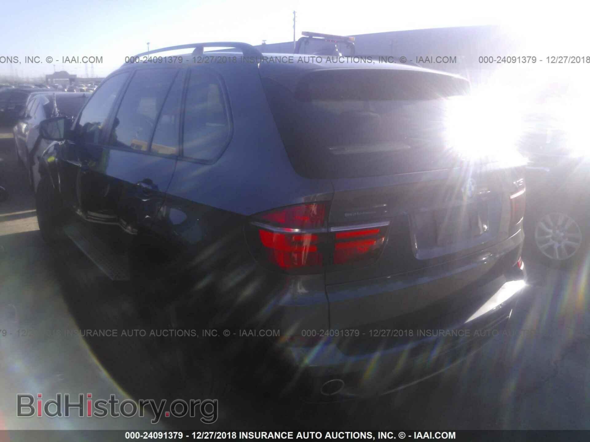 2015 HYUNDAI GENESIS - VIN: KMHGN4JE3FU053547 - Фото 3