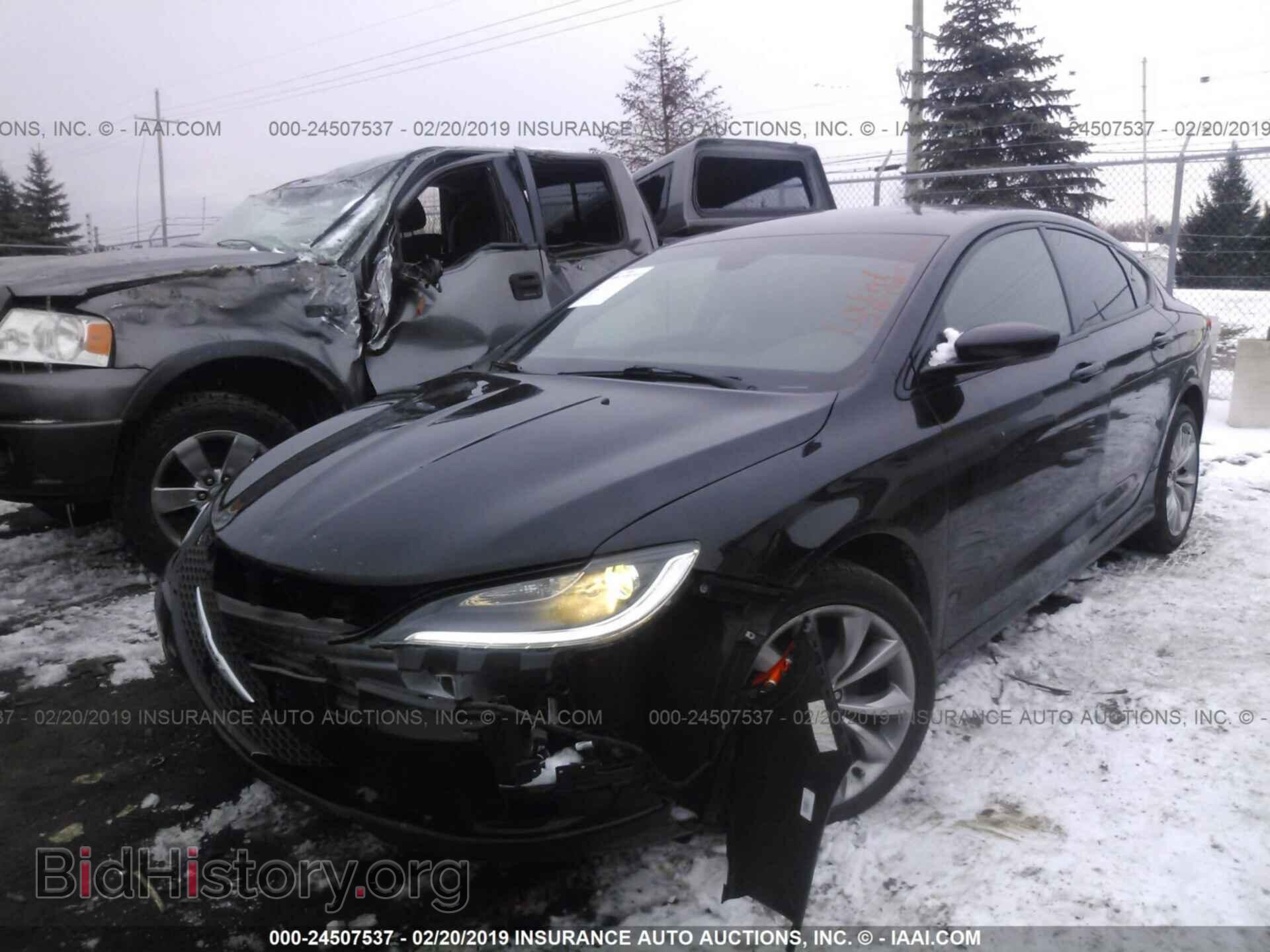 2016 CHRYSLER 200 - VIN: 1C3CCCBBXGN117915 - Photo 2