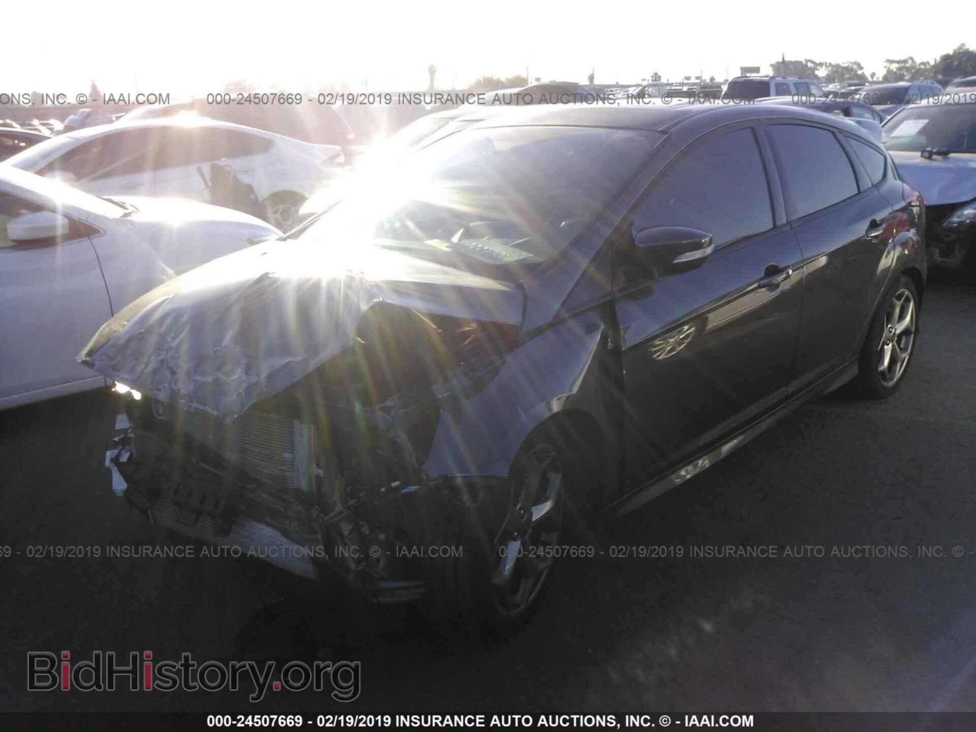 2017 FORD FOCUS - VIN: 1FADP3L95HL260581 - Photo 2