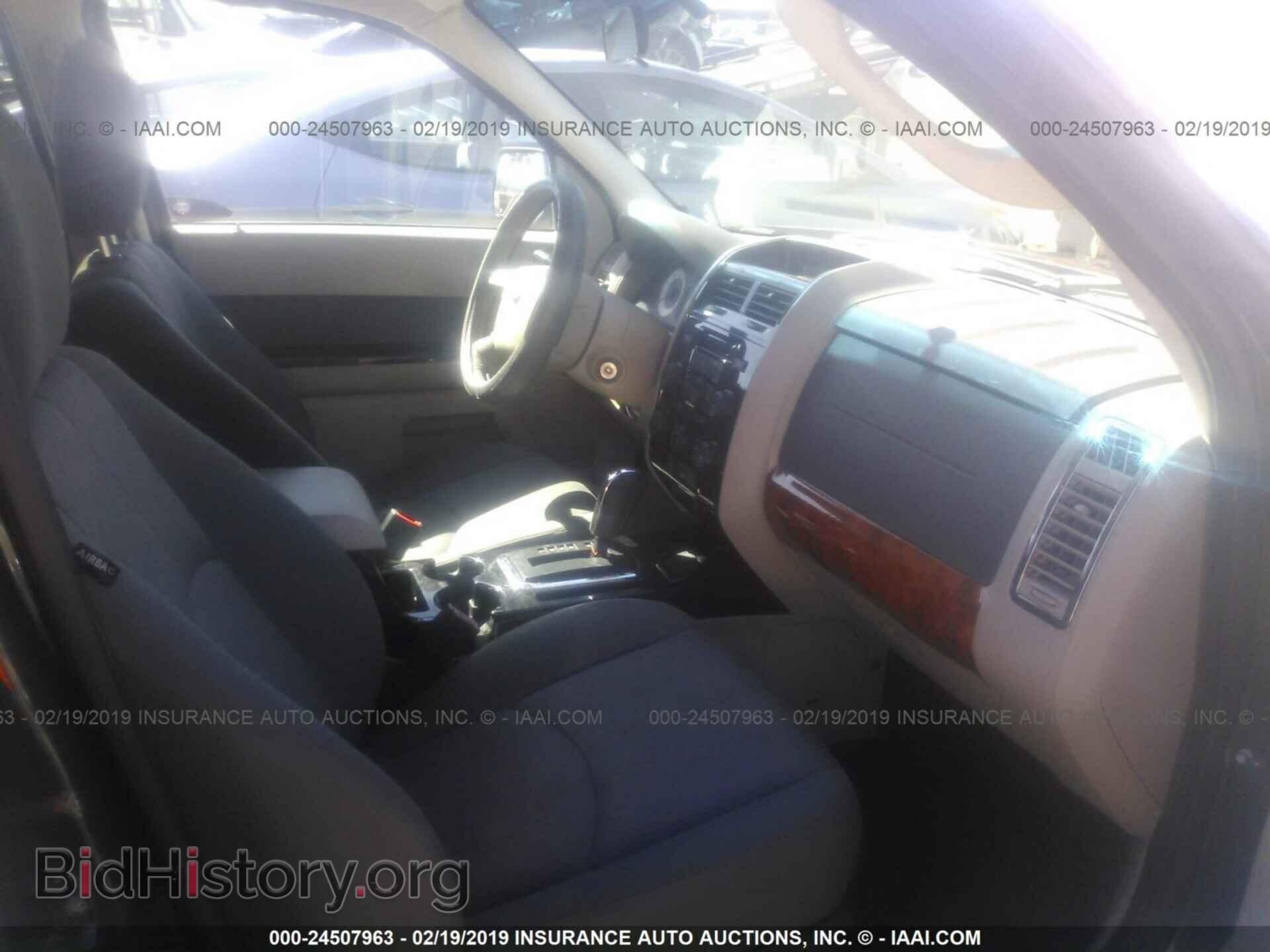 2009 MAZDA TRIBUTE - VIN: 4F2CZ49359KM05571 - Фото 5