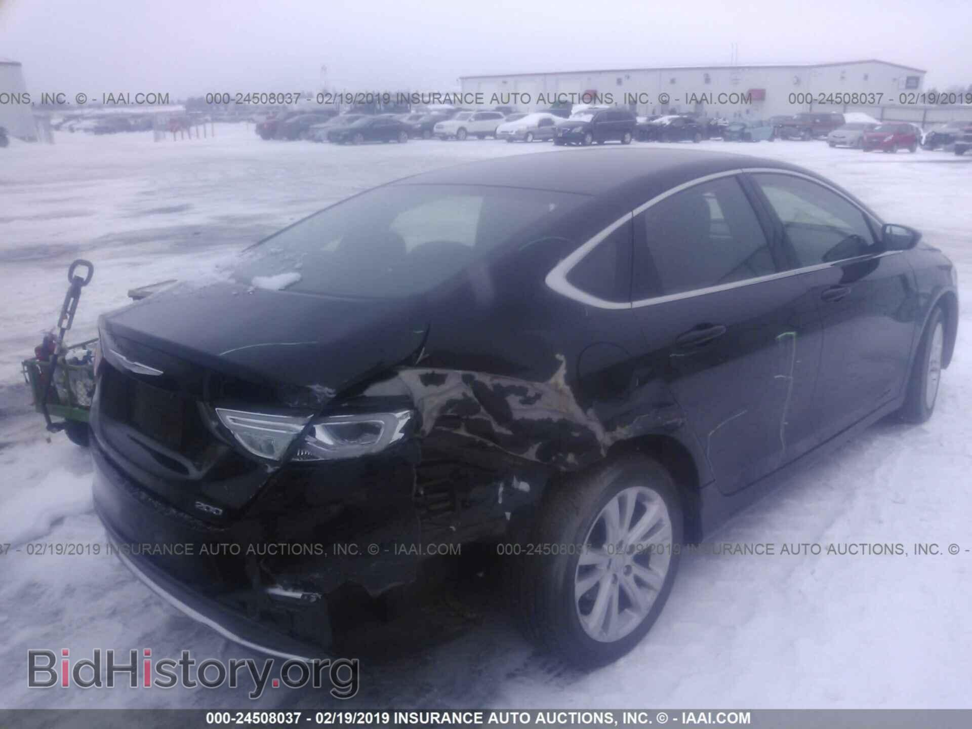 2015 CHRYSLER 200 - VIN: 1C3CCCAB2FN657453 - Photo 4
