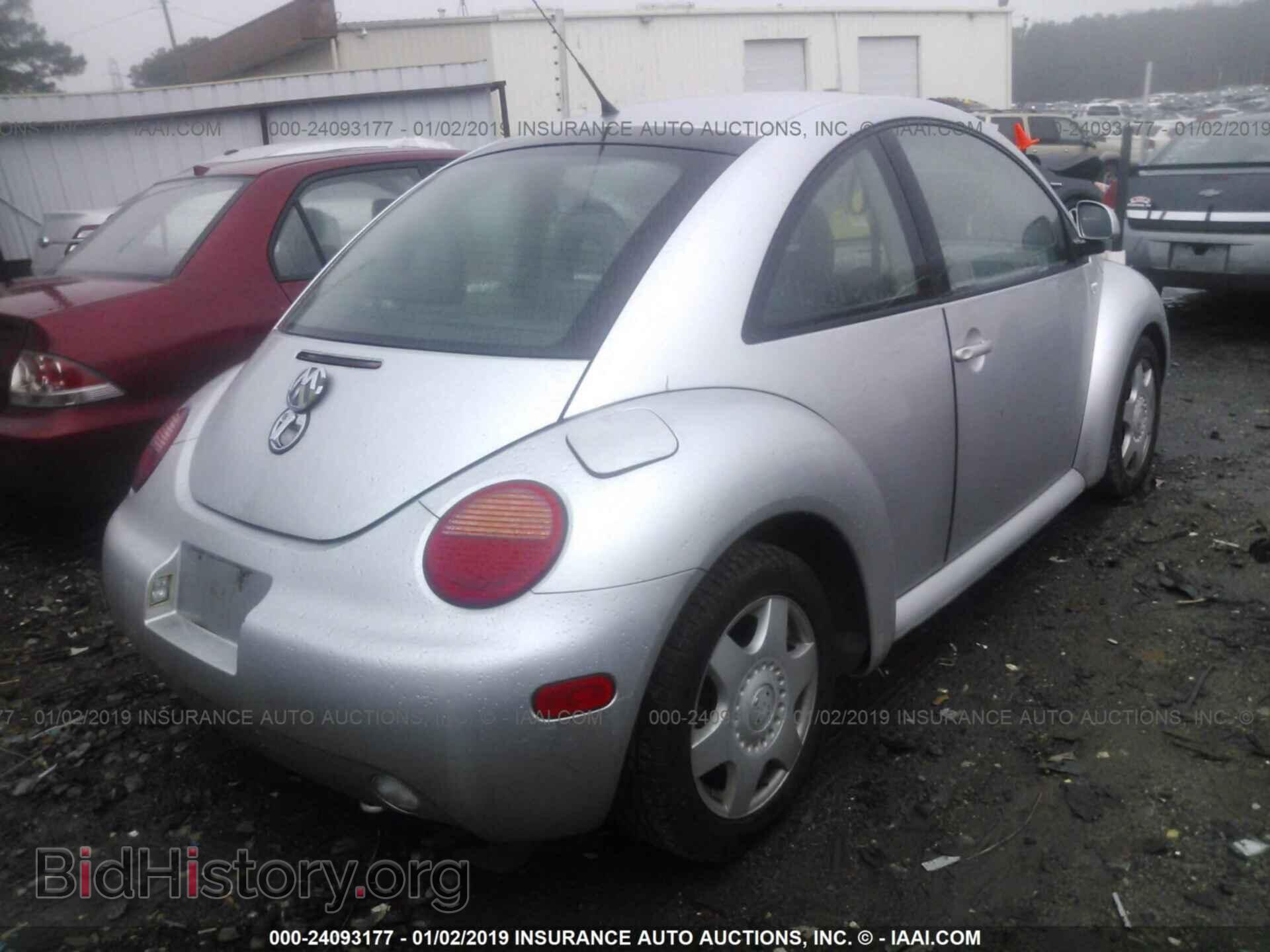 2000 VOLKSWAGEN NEW BEETLE - VIN: 3VWDD21C8YM461799 - Фото 4