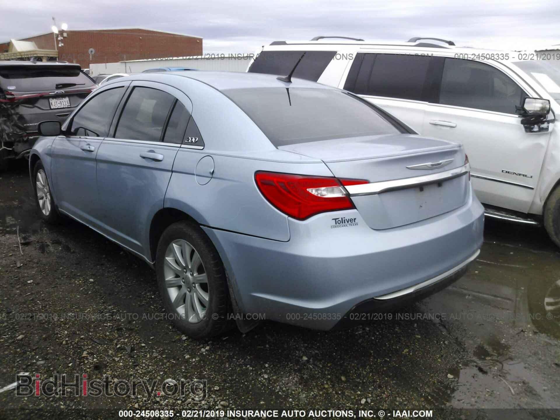 2013 CHRYSLER 200 - VIN: 1C3CCBBB8DN745042 - Photo 3
