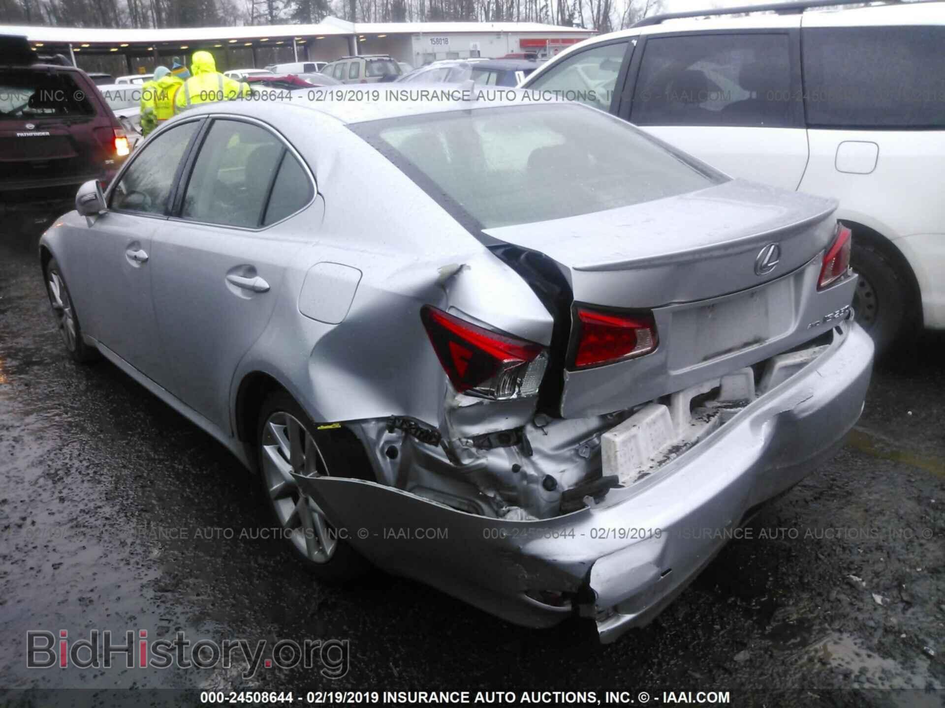 2011 LEXUS IS - VIN: JTHCF5C23B5048778 - Photo 3
