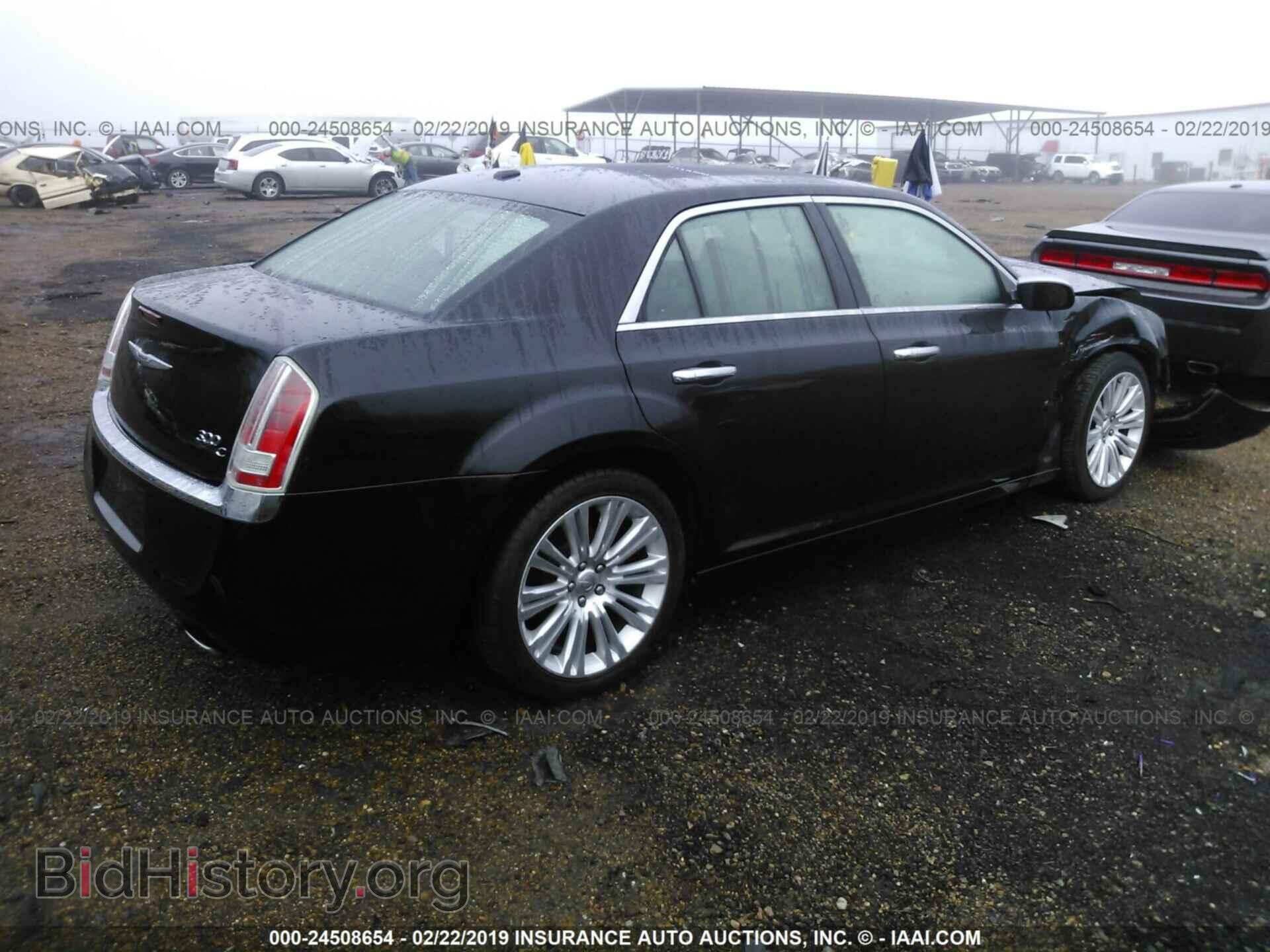 2013 CHRYSLER 300C - VIN: 2C3CCAET7DH652763 - Фото 4