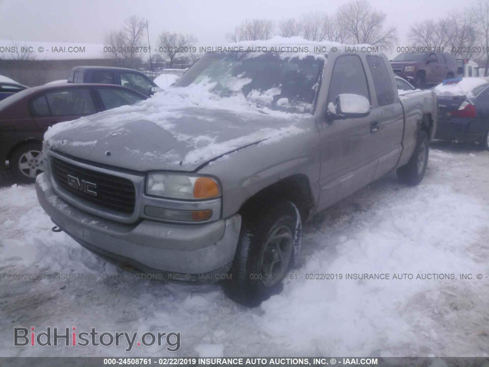 2001 GMC NEW SIERRA - VIN: 2GTEK19T011112824 - Фото 2